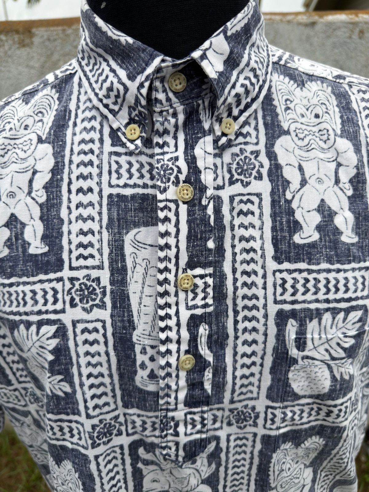 Reyn Spooner PreOwned Reyn Spooner Blue/White Hawaiian Print Men's M Size US M / EU 48-50 / 2 - 3 Thumbnail