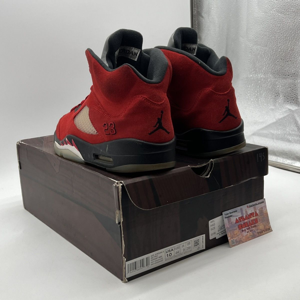Jordan Brand Air Jordan 5 raging Bull Size US 10 / EU 43 - 4 Thumbnail