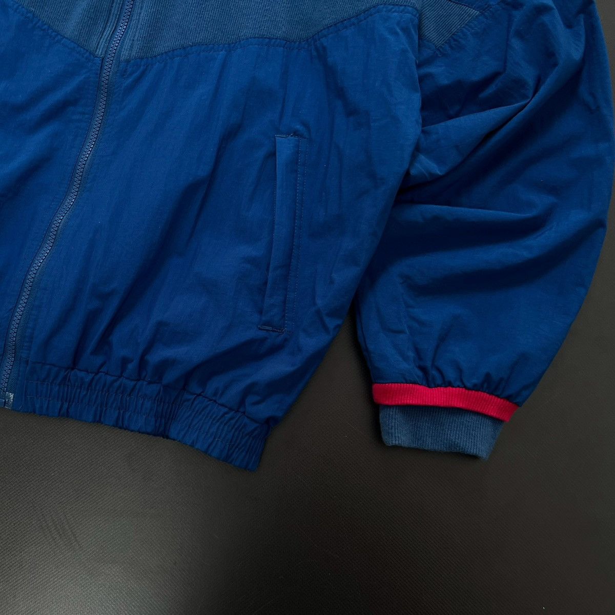 Puma × Vintage 90’s Vintage Puma Nylon Light Jacket Size M y2k Size US M / EU 48-50 / 2 - 10 Thumbnail