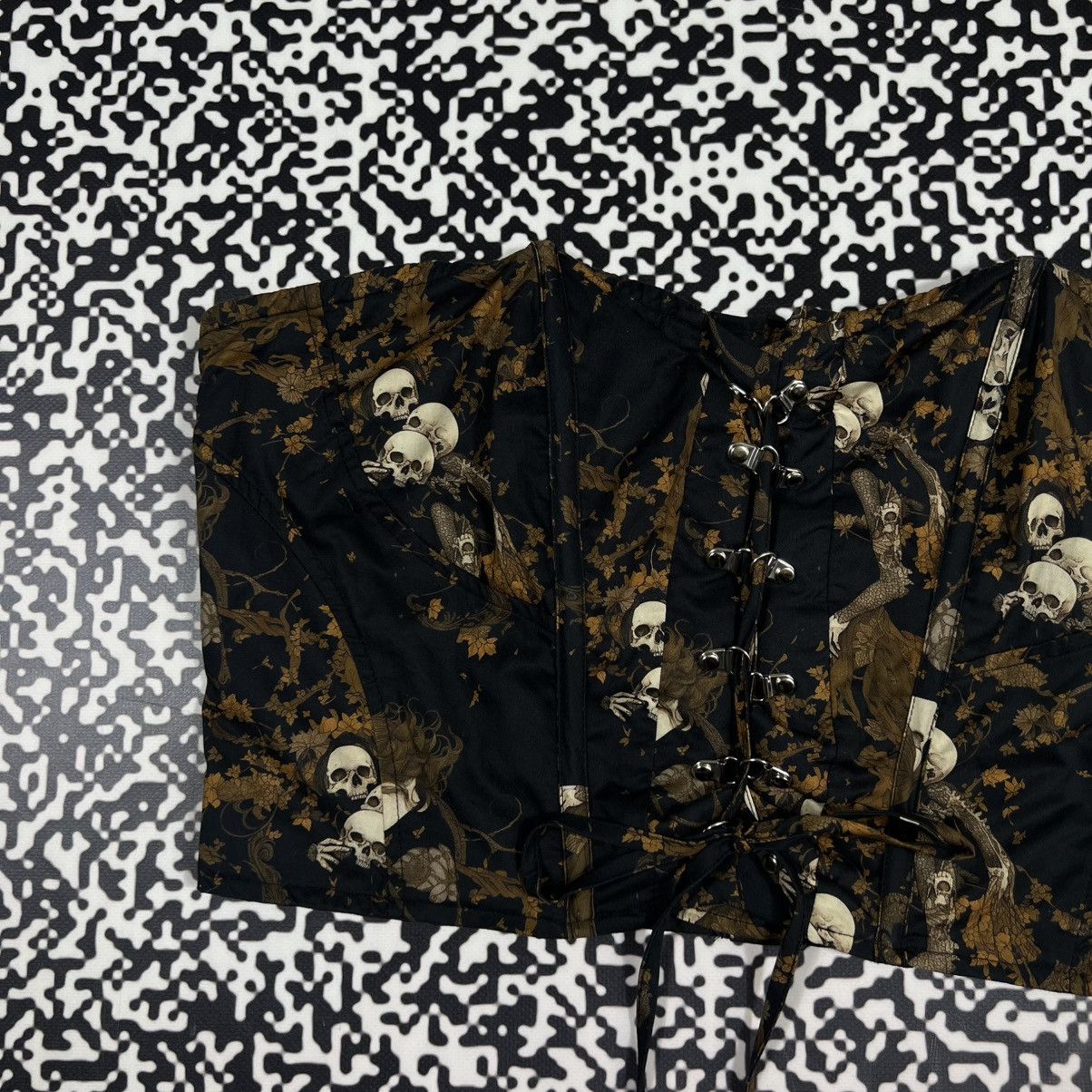 Disturbia Vintage Y2K Disturbia Gothic Skull Bones Japanese Tank Top Size XL / US 12-14 / IT 48-50 - 5 Thumbnail
