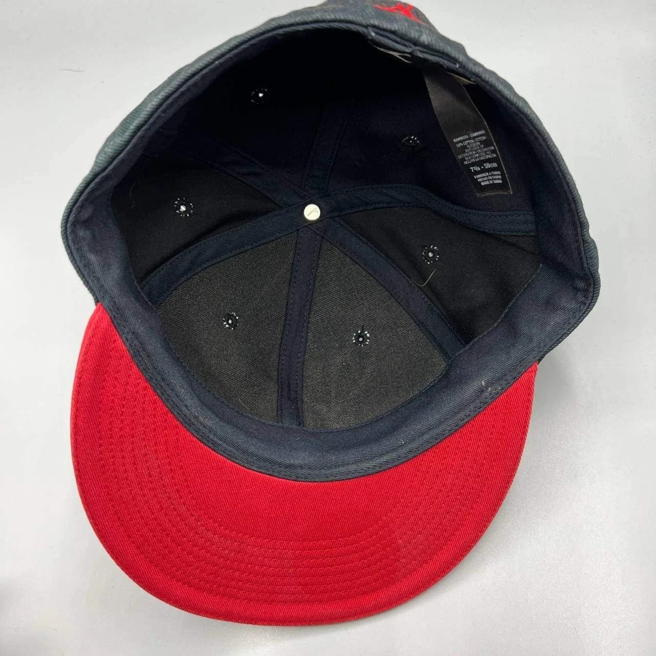 Jordan Brand Air Jordan Hat Men 7 3/8 Embroidered Logo Jumpman Fitted Cap Size ONE SIZE - 2 Thumbnail