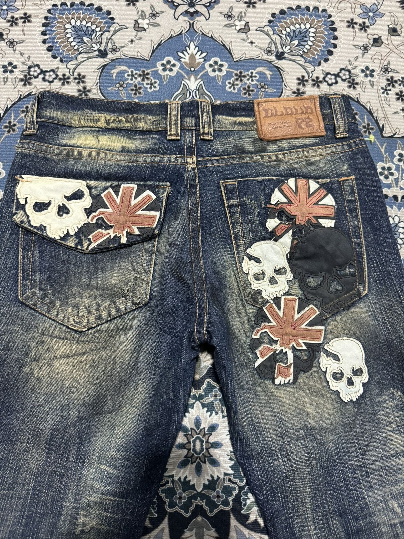 Japanese Brand × Seditionaries Cloud 77 Distressed Skull Patches Jeans Size US 29 - 3 Thumbnail