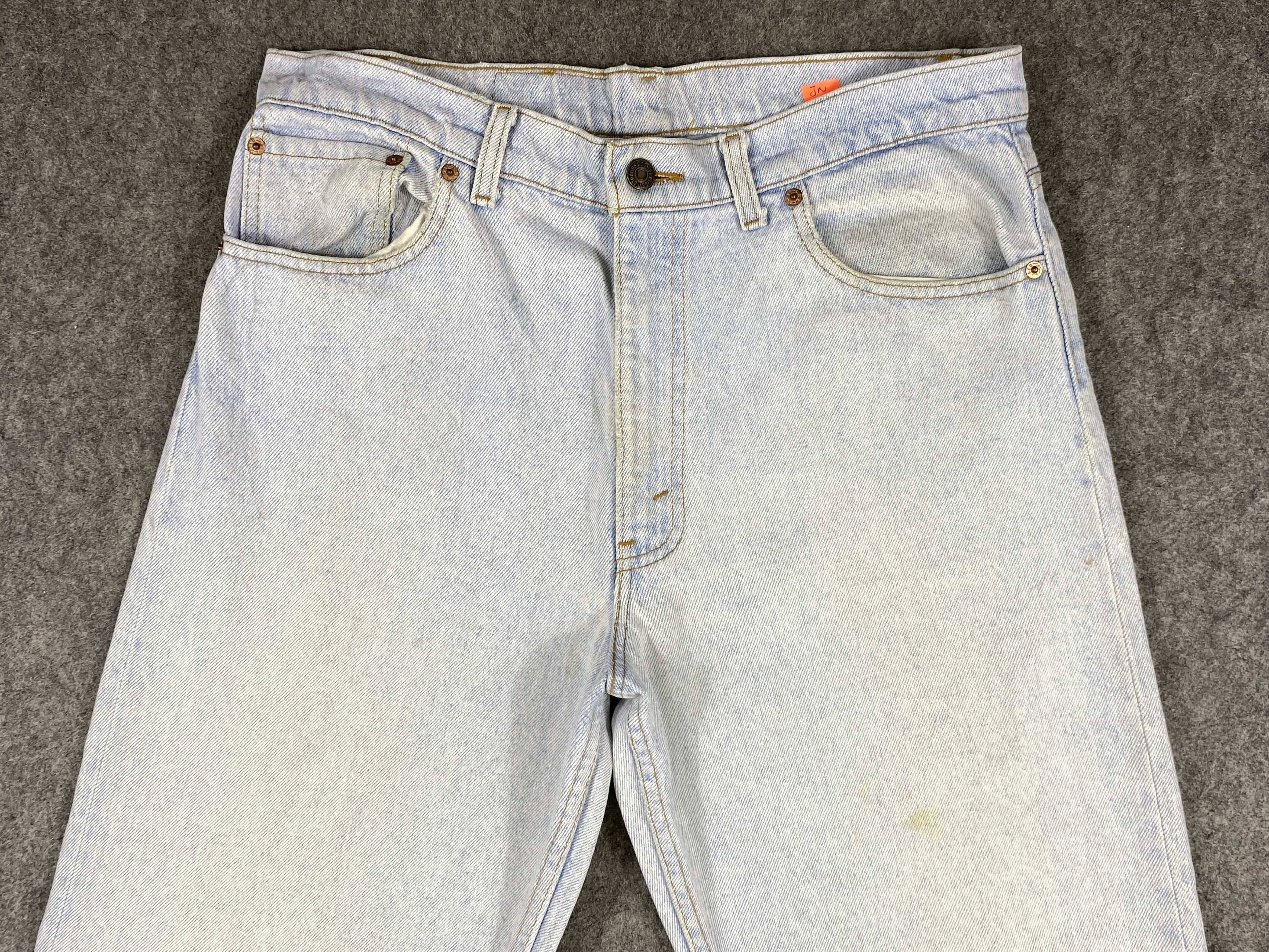 Levi's 90's Light Wash Vintage Levi's 550 USA 35x34 Denim -JN1826 Size US 35 - 3 Thumbnail
