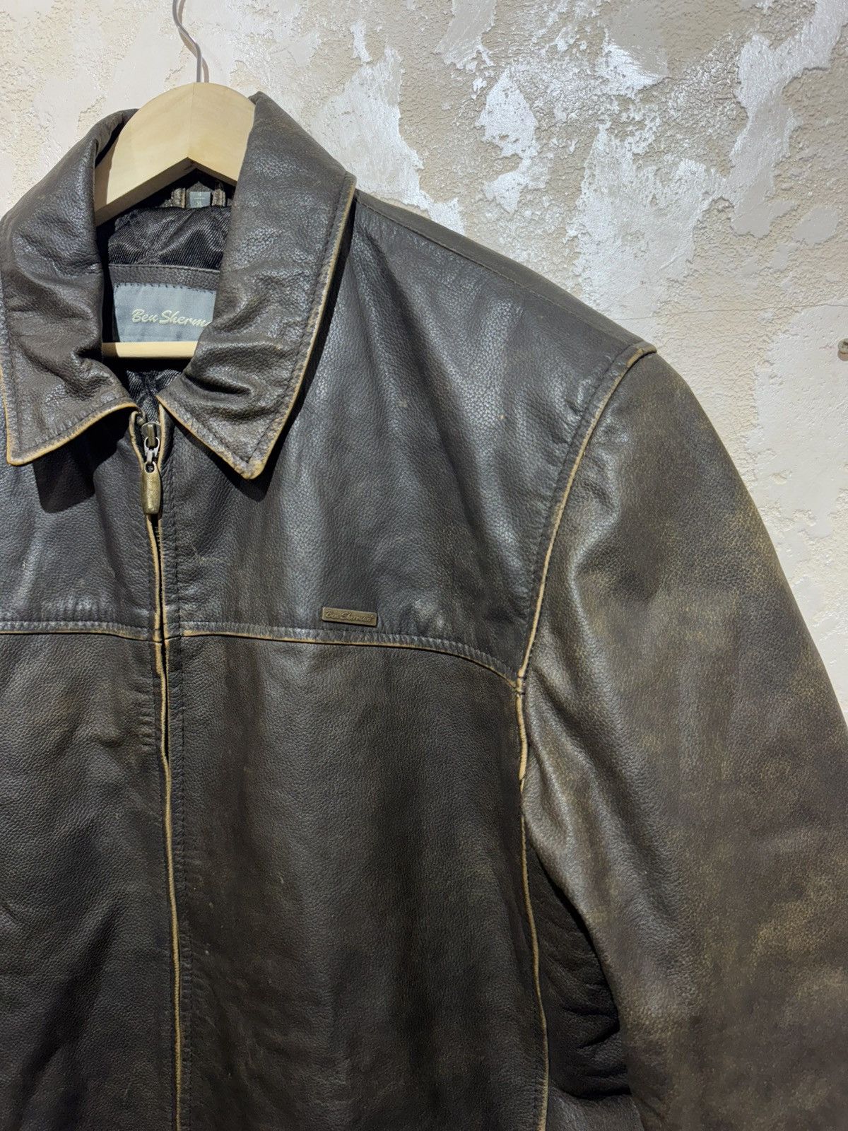 Ben Sherman Ben Sherman Vintage Heavy Faded Leather Jacket Size XL Size US XL / EU 56 / 4 - 4 Thumbnail