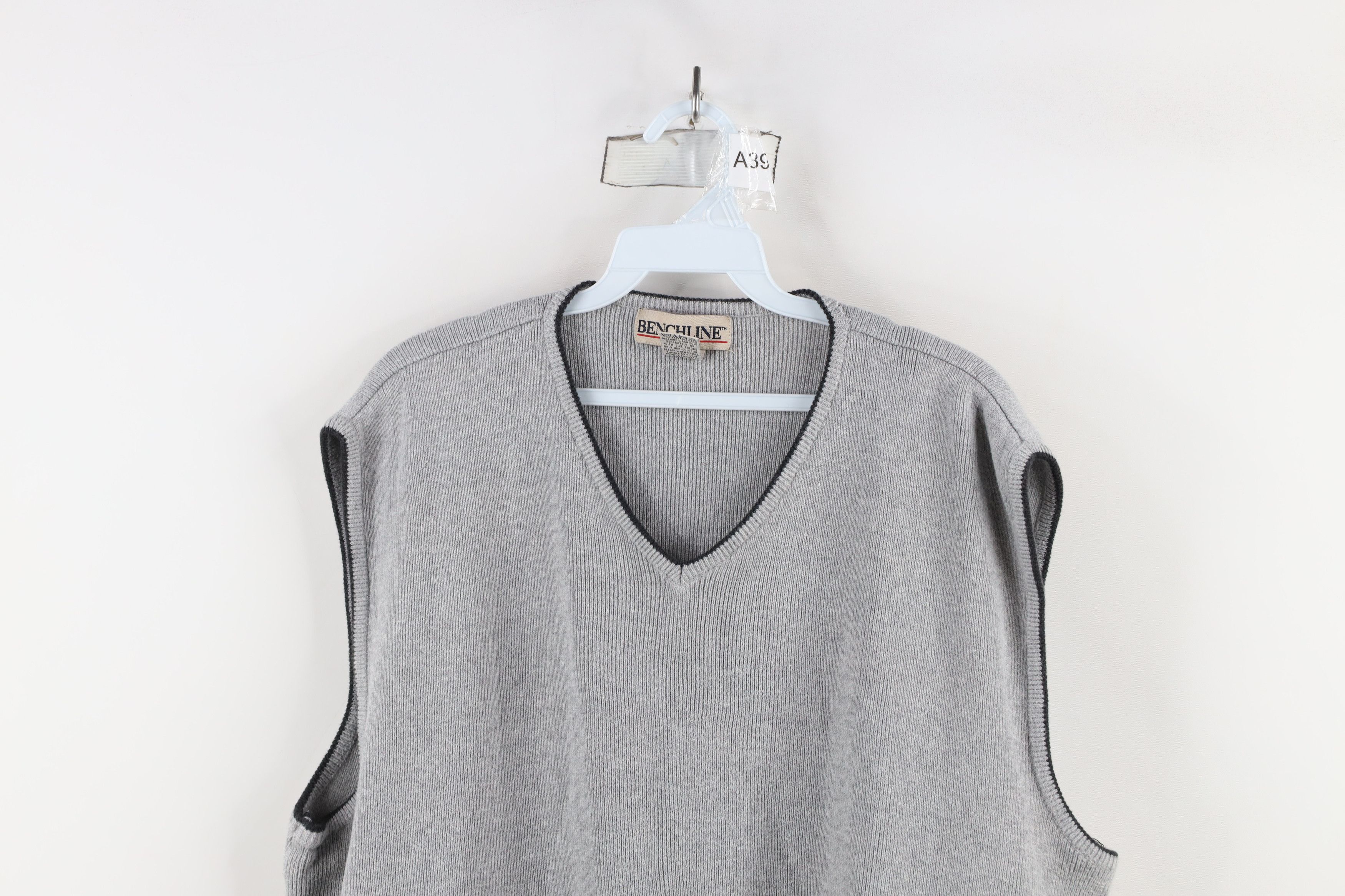 Vintage Vintage 90s Streetwear Cotton Ribbed Knit Sweater Vest Gray Size US XL / EU 56 / 4 - 2 Thumbnail