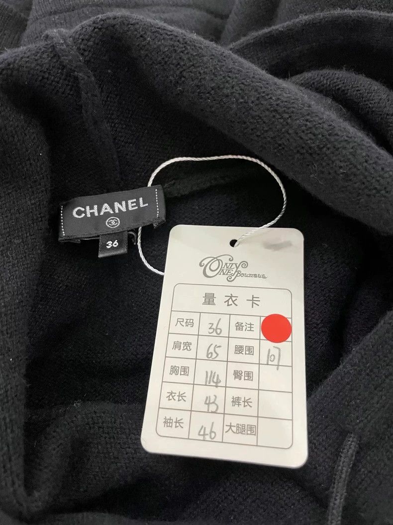 Chanel Chanel 22s black cashmere hooded knitwear coat Size XS / US 0-2 / IT 36-38 - 3 Thumbnail
