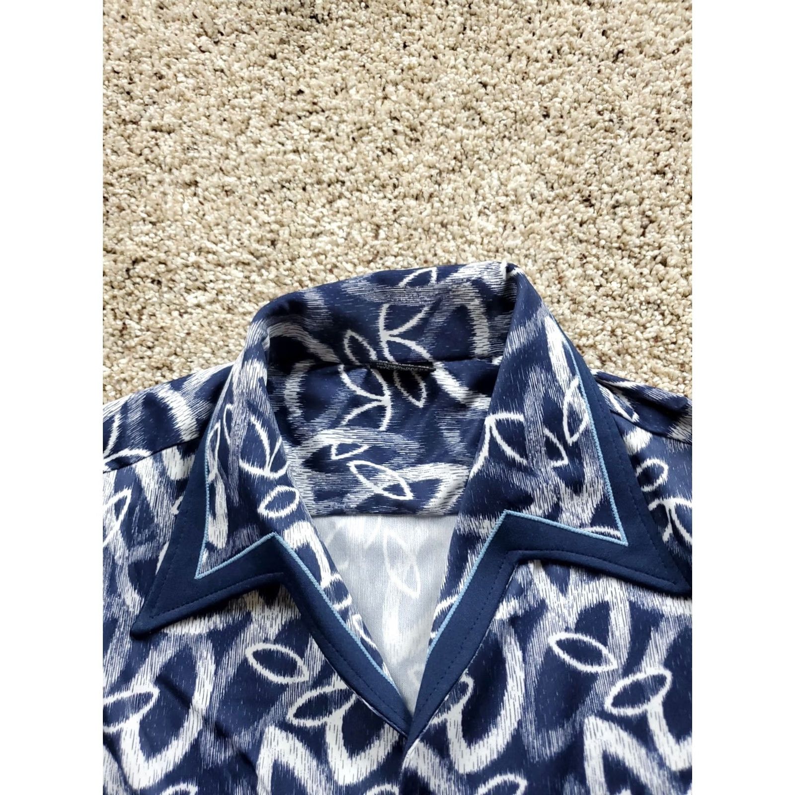 Vintage VINTAGE Joel Of California Shirt XL Blue Leaf Print Button Up Pointy Collar 70s Size US XL / EU 56 / 4 - 4 Thumbnail