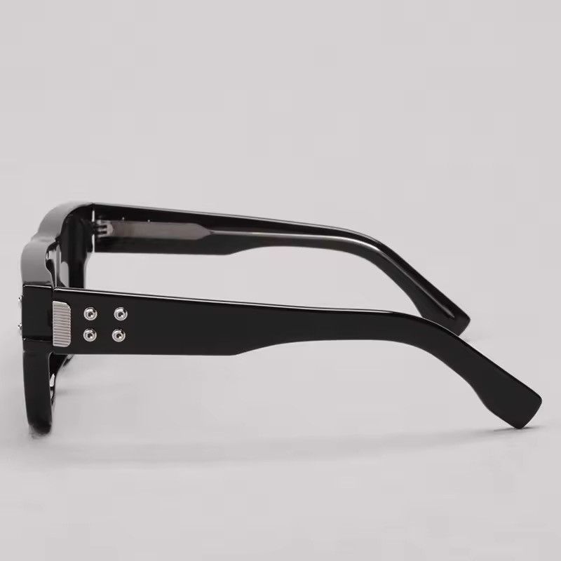 Jewelry Oversized Sculptural Square Sunglasses Size ONE SIZE - 2 Thumbnail