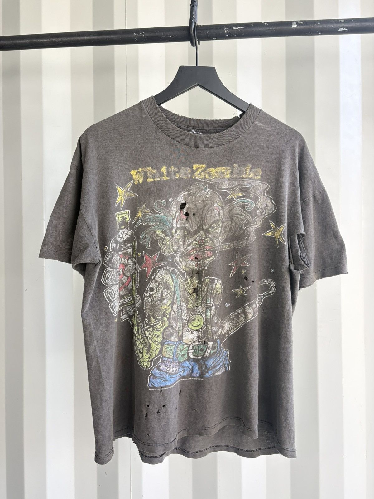 Band Tees Vintage White Zombie Freaks Shirt Faded Distressed GRUNGE Size US XL / EU 56 / 4 - 1 Thumbnail