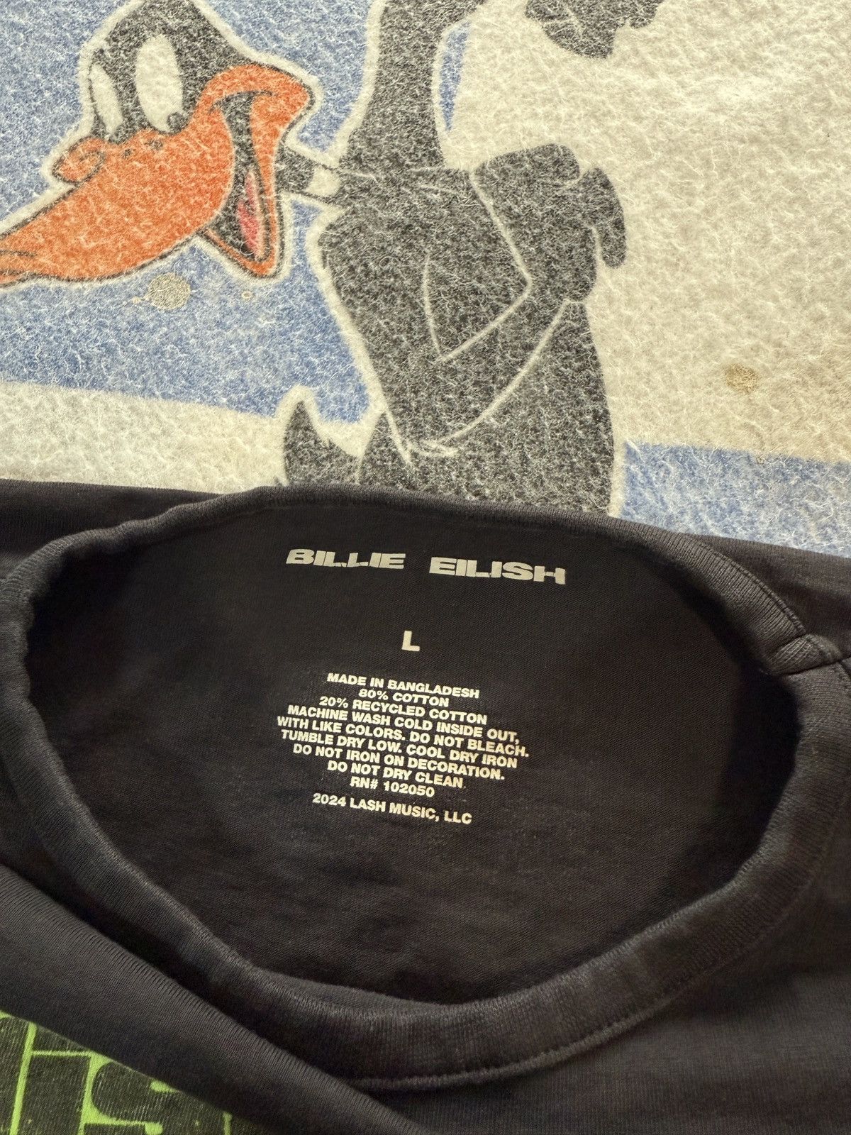 Billie Eilish Billie ellish tour tee Size US L / EU 52-54 / 3 - 5 Thumbnail