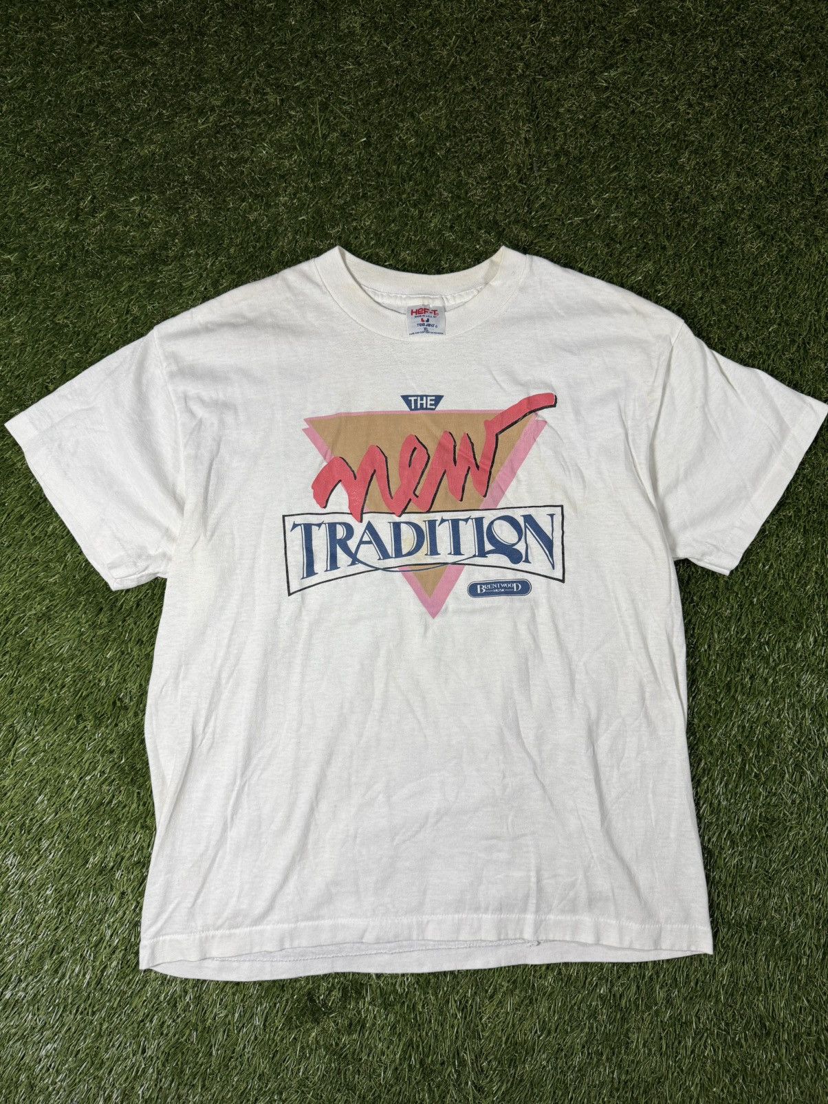 Vintage Vintage 90s New Tradition Levis Styled Fall Layering Tee Size US XL / EU 56 / 4 - 1 Thumbnail