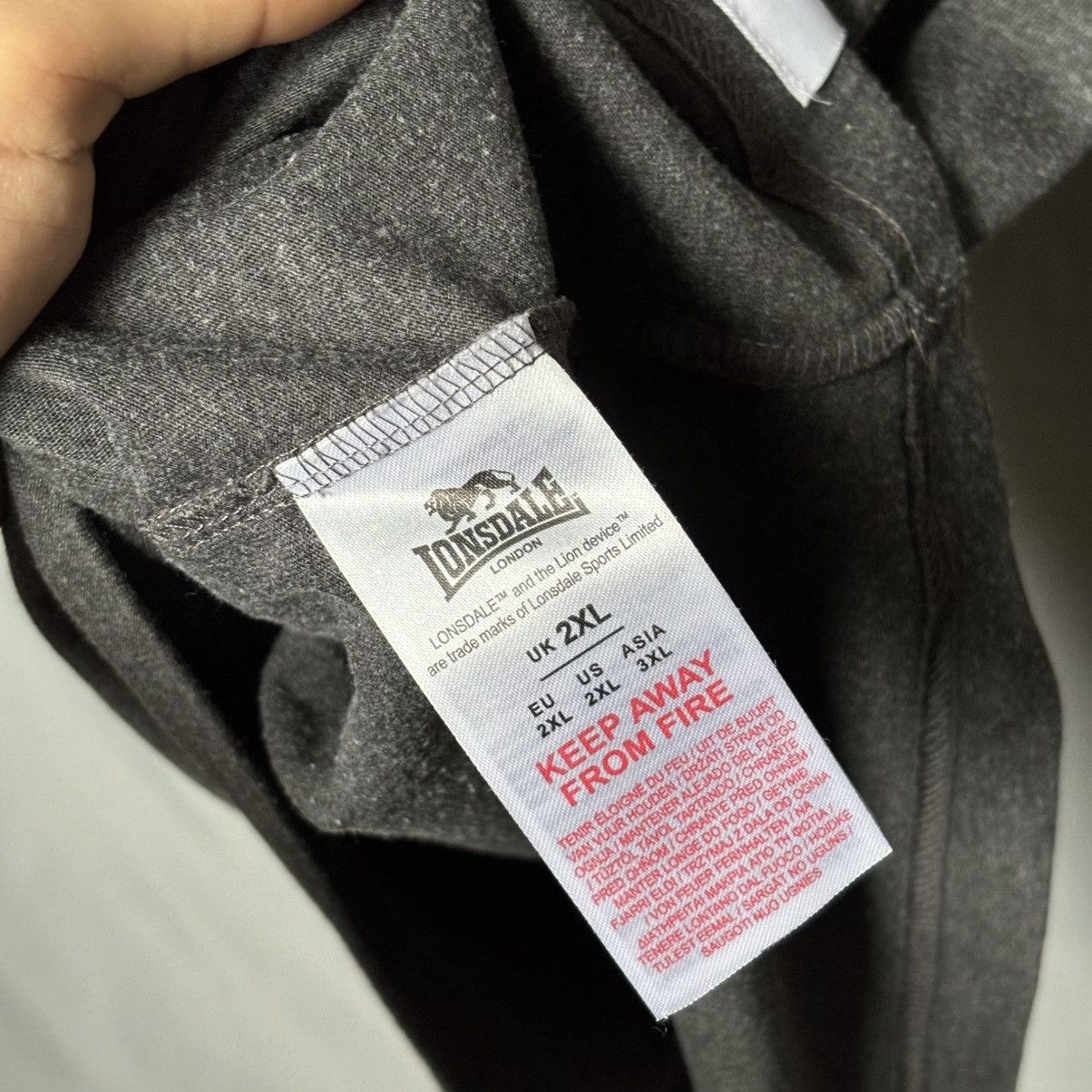 Lonsdale Lonsdale tee t-shirt big logo grey sportswear streetwear Size US XXL / EU 58 / 5 - 4 Thumbnail