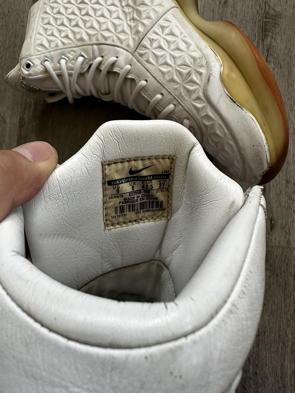 NBA × Nike 2015 Kobe 10 High EXT ‘White Gum’ Size US 9 / EU 42 - 7 Thumbnail