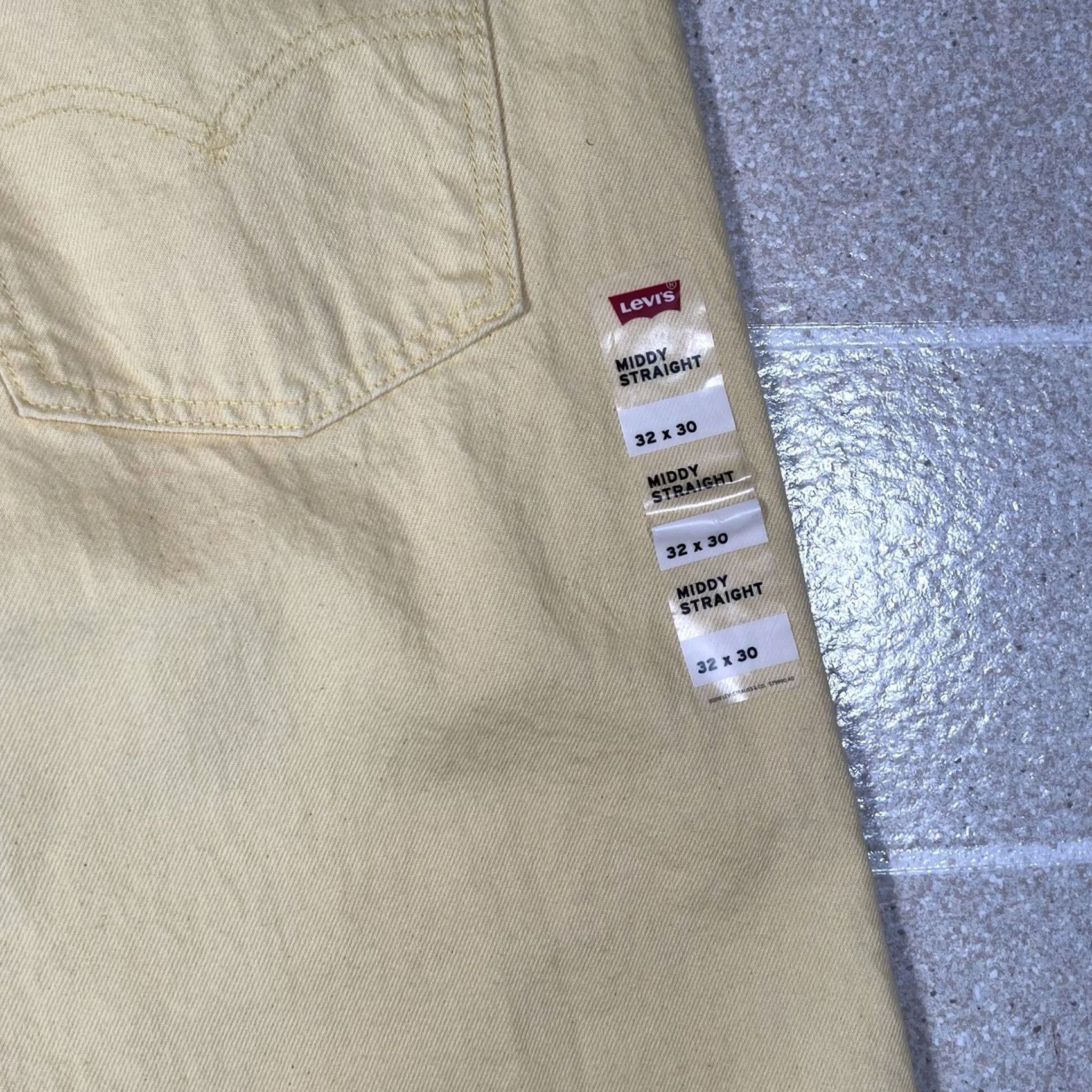 Levi's Levi’s Jeans Yellow Size 29x30 Womens Straight Denim Middy Mid Rise New With Tag Size 29" - 3 Thumbnail