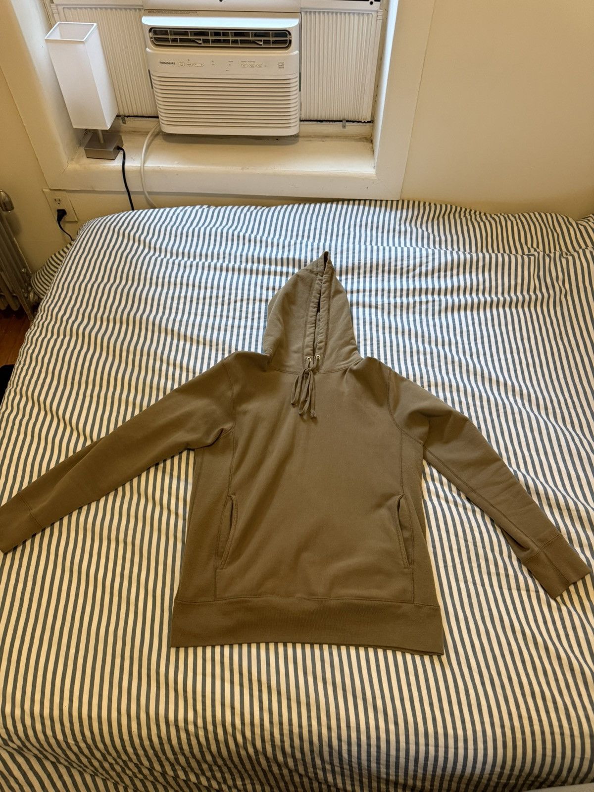 3sixteen 3Sixteen Garment Dyed Hoodie in Olive Size Small Like New! Size US S / EU 44-46 / 1 - 1 Thumbnail