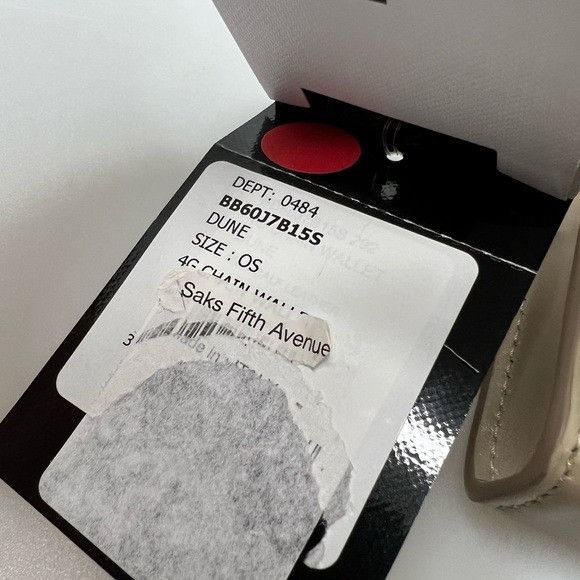 Givenchy Givenchy 4G Wallet Beige Dune $990 Size ONE SIZE - 5 Thumbnail