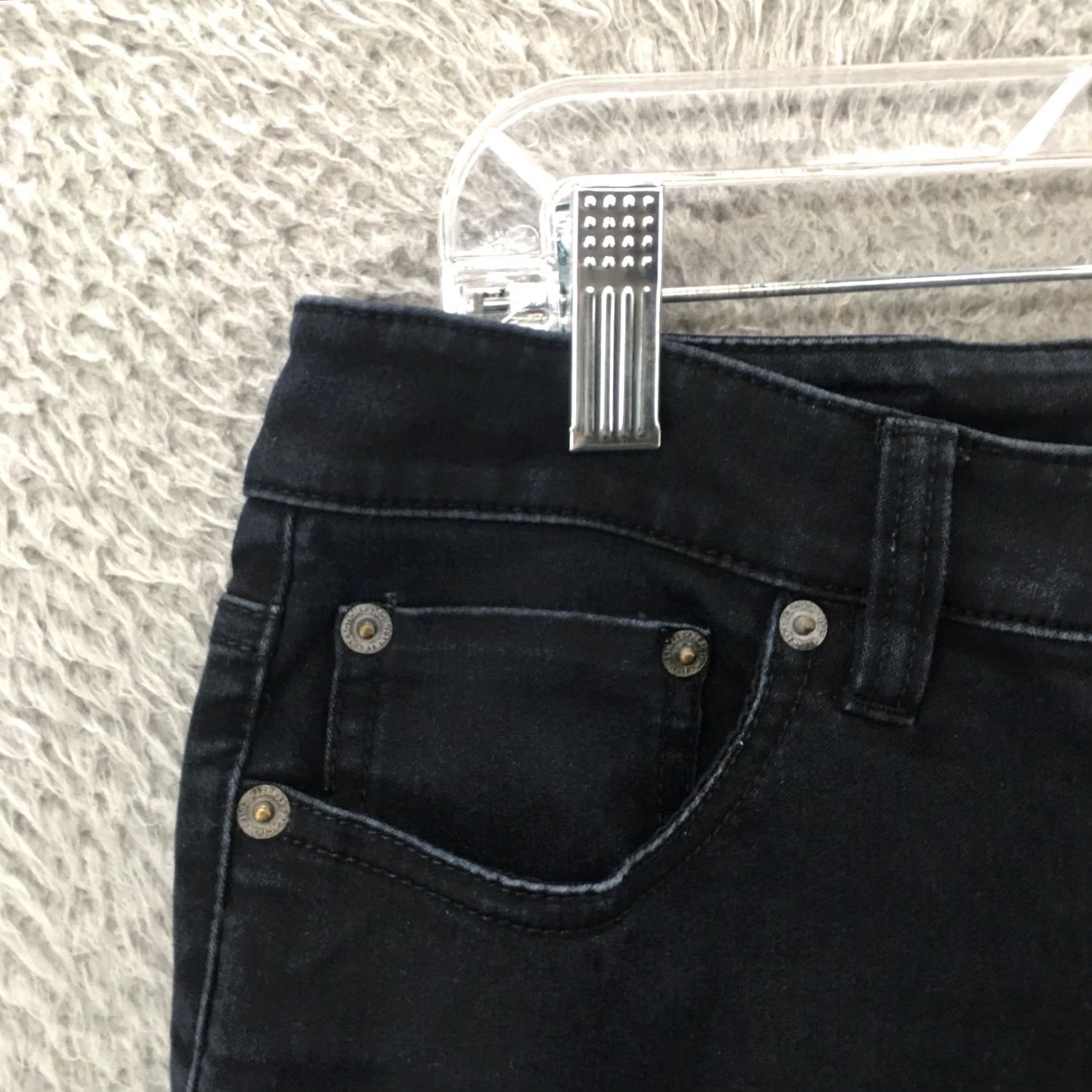 Kenneth Cole Kenneth Cole Reaction Skinny Jeans Womens 8 Blue Dark Wash Denim Mid Rise Jeans Womens 8 Blue Dark Wash Denim Mens Womens Boys Girls Size 30" / US 8 / IT 44 - 3 Thumbnail