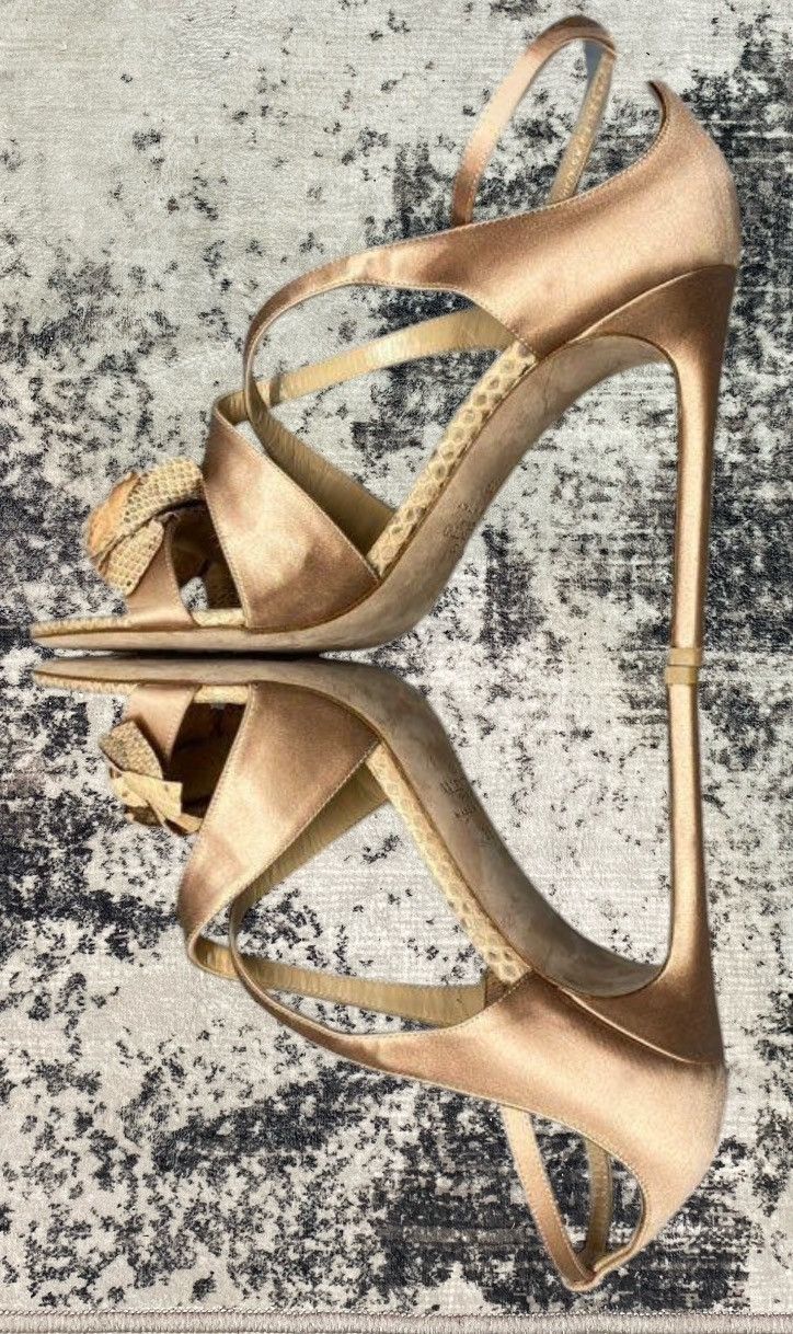 Valentino Authenticated Valentino Heels, Neutral/Pinkish , USW 9 Size US 9 / IT 39 - 11 Thumbnail