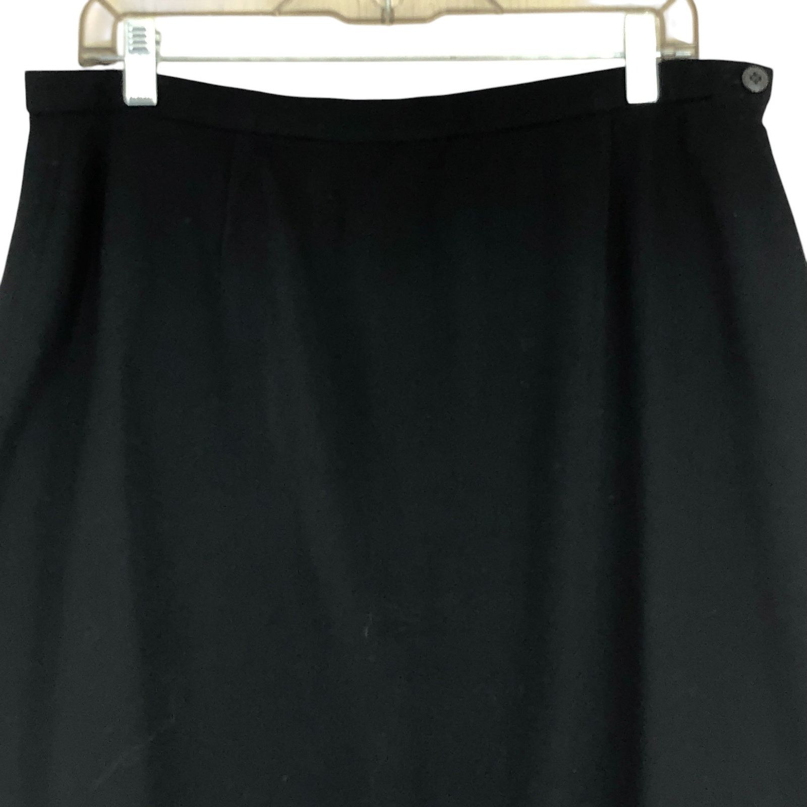 Giorgio Armani Giorgia Armani Size 44 US 8 Skirt A Line Career Size Zip Size 30" / US 8 / IT 44 - 2 Thumbnail