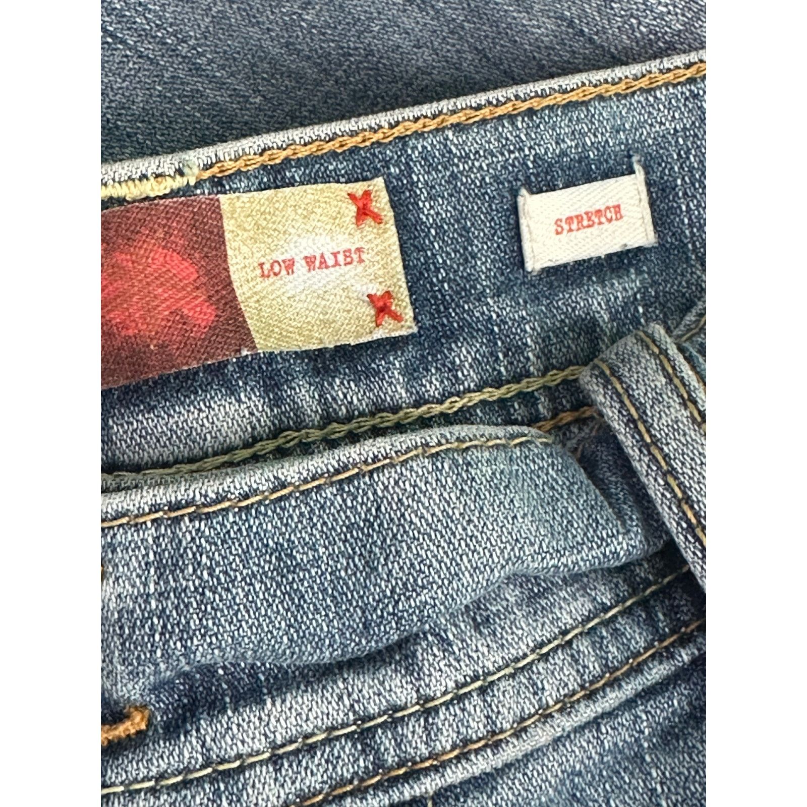 Old Navy Old Navy blue low waist capri jeans size 8 Size 30" / US 8 / IT 44 - 6 Thumbnail