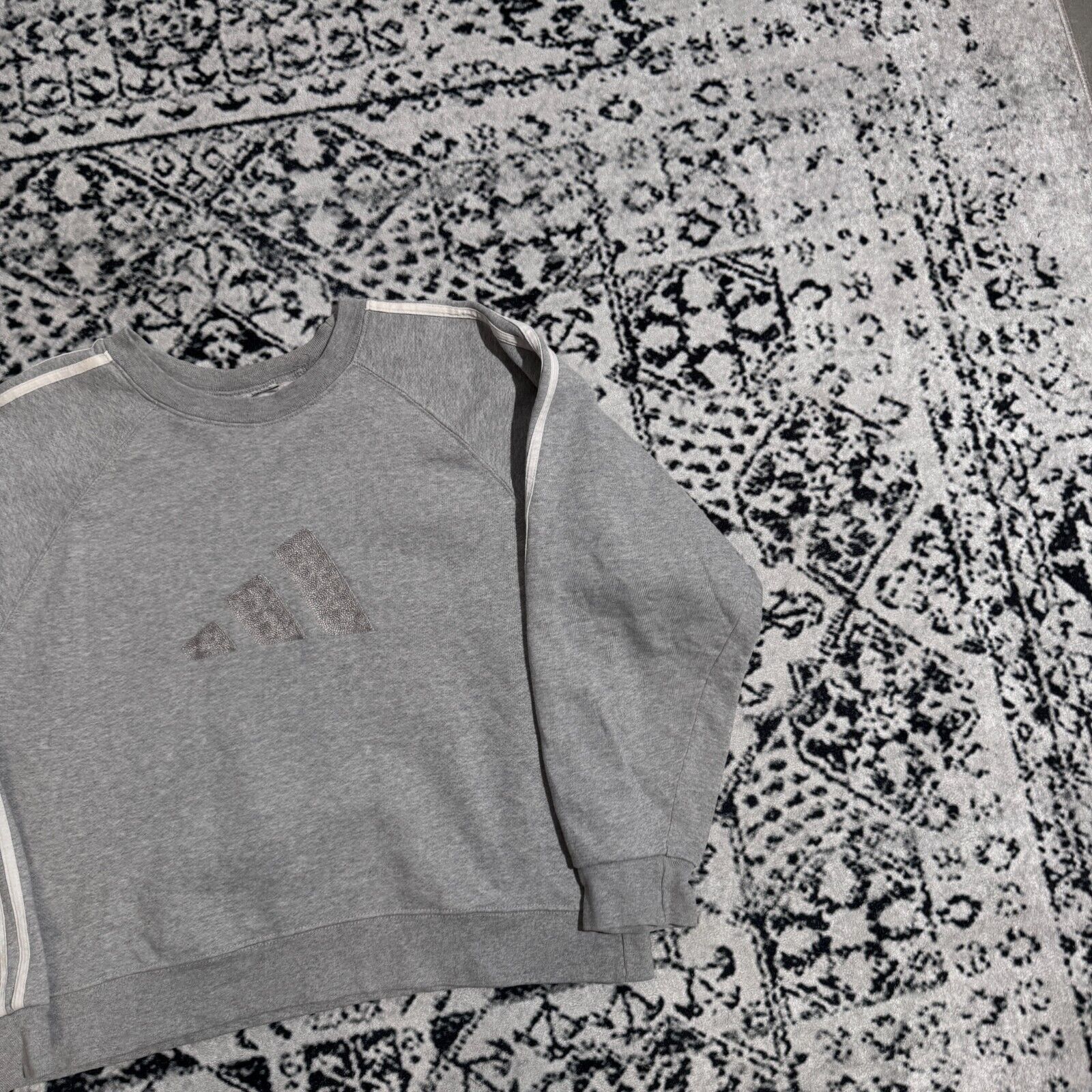 Adidas × Vintage Vintage Adidas Women's Gray Cotton Crewneck Size L Size US L / EU 52-54 / 3 - 4 Thumbnail