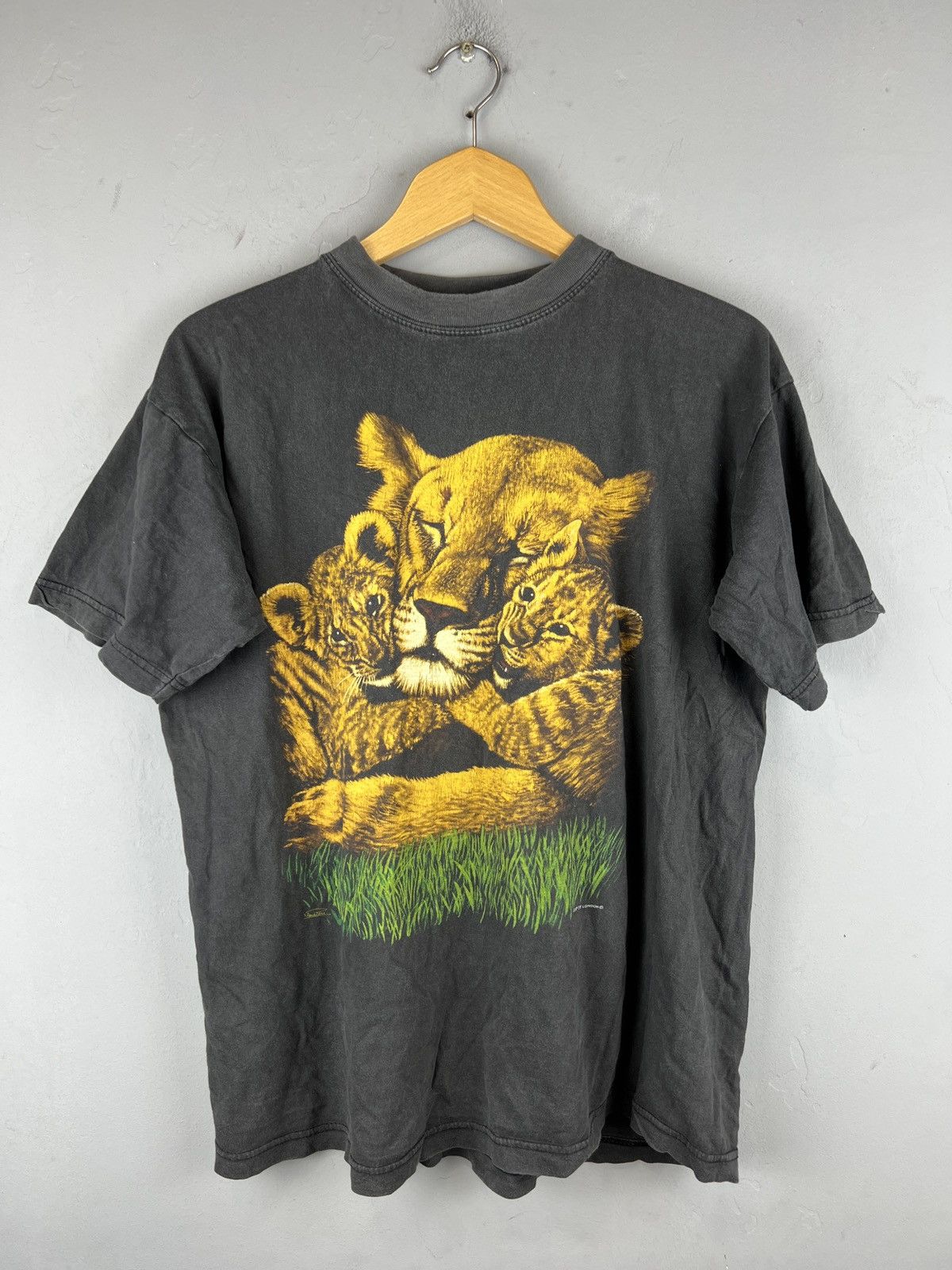 Vintage Vintage 90s Animal Tees Tigers family Zip IT London Size US M / EU 48-50 / 2 - 1 Thumbnail
