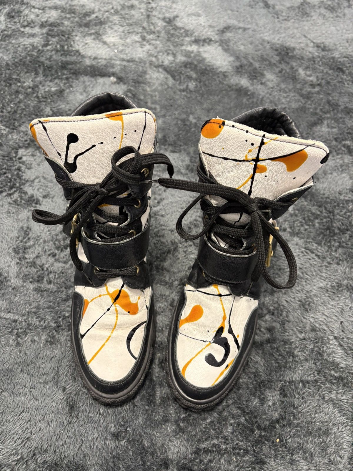 Isabel Marant Isabel Marant Vibe Sneakers Hand Paint Margiela Style Size US 8 / IT 38 - 2 Thumbnail