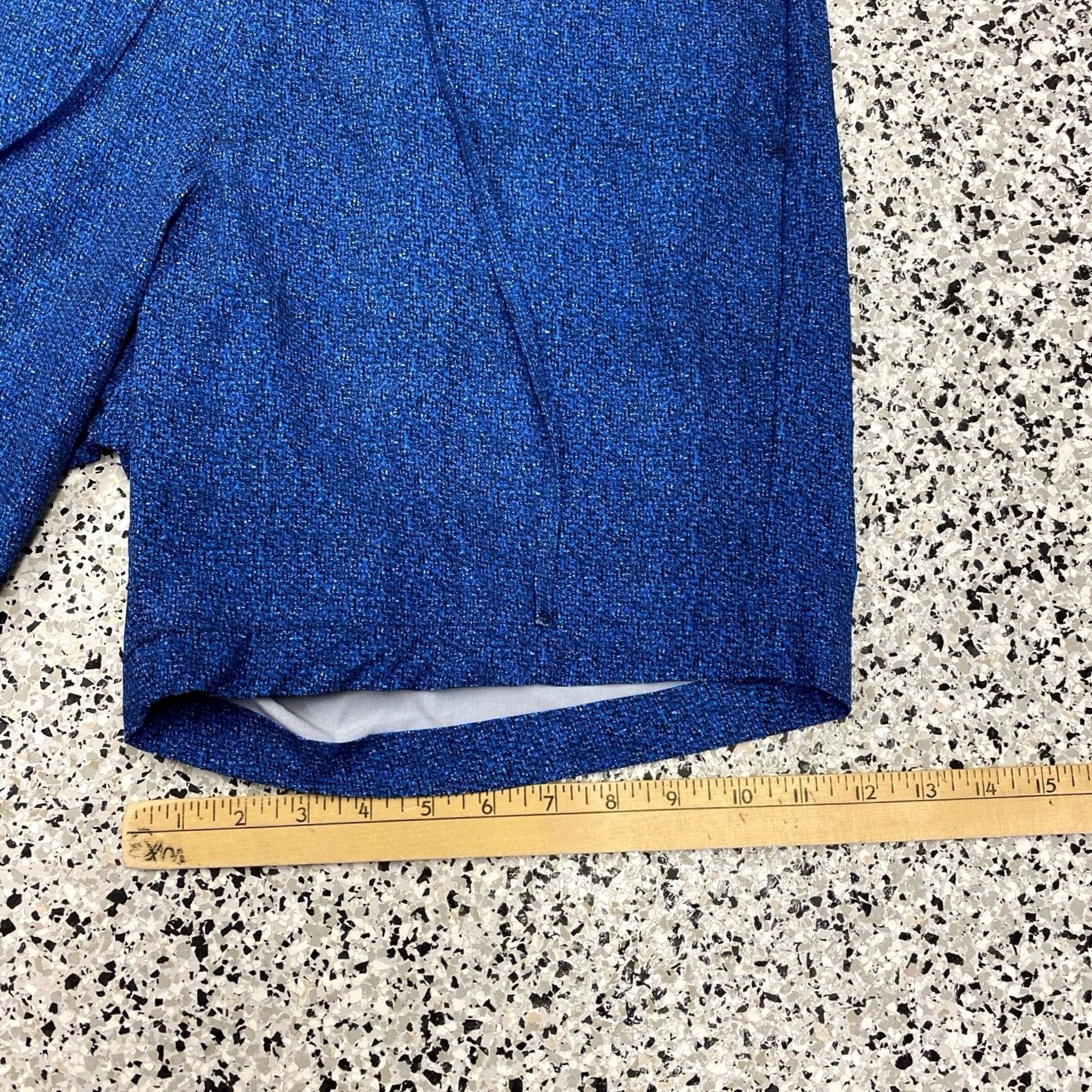 Robert Graham Robert Graham Shorts Mens 36 Blue Geometric Performance Stretch Swim Surf Board Size US 36 / EU 52 - 2 Thumbnail
