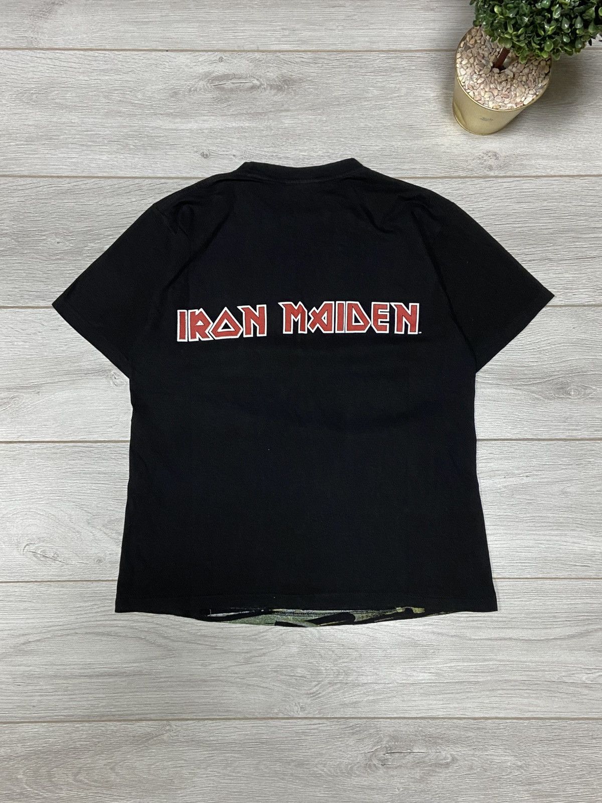 Vintage Iron Maiden 2004 overprint vintage t-shirt Size US M / EU 48-50 / 2 - 2 Thumbnail