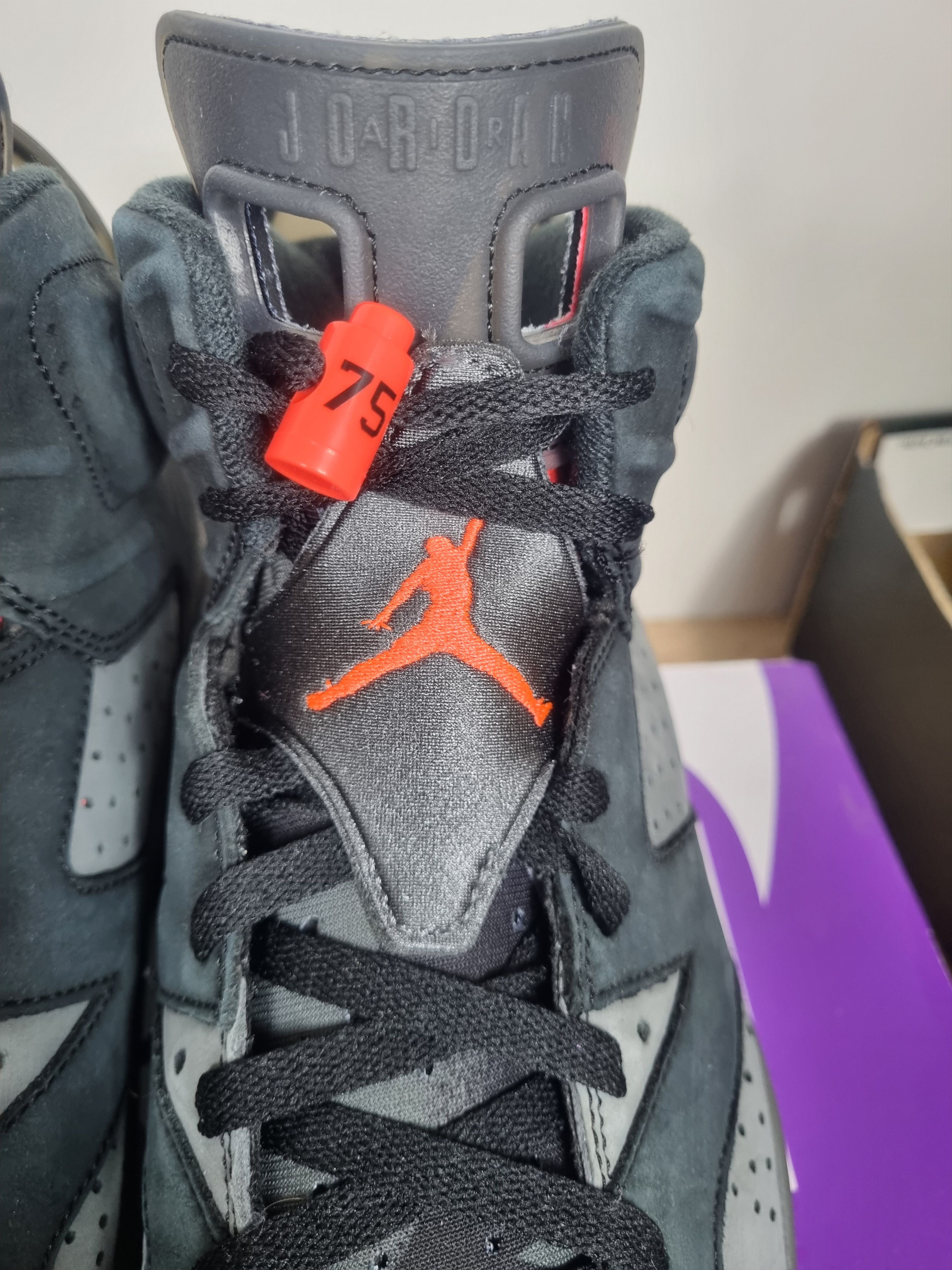 Jordan Brand Jordan Brand x Paris Saint-Germain. Size US 13 / EU 46 - 2 Thumbnail