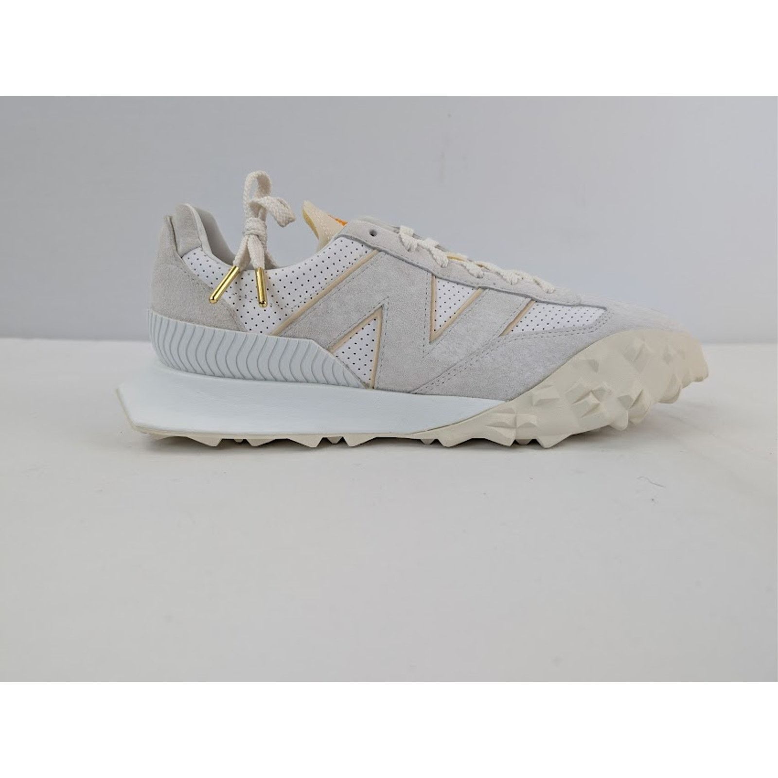 Casablanca × New Balance o1rshd1 Q:2 / XC-72 Sneakers Marshmallow / Brilliant White Size US 11 / EU 44 - 4 Thumbnail