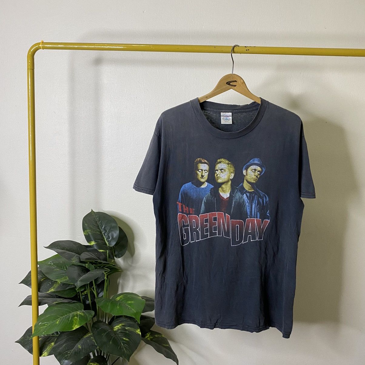 Band Tees Vintage 1990s Green Day Band T Shirt Size US L / EU 52-54 / 3 - 1 Thumbnail
