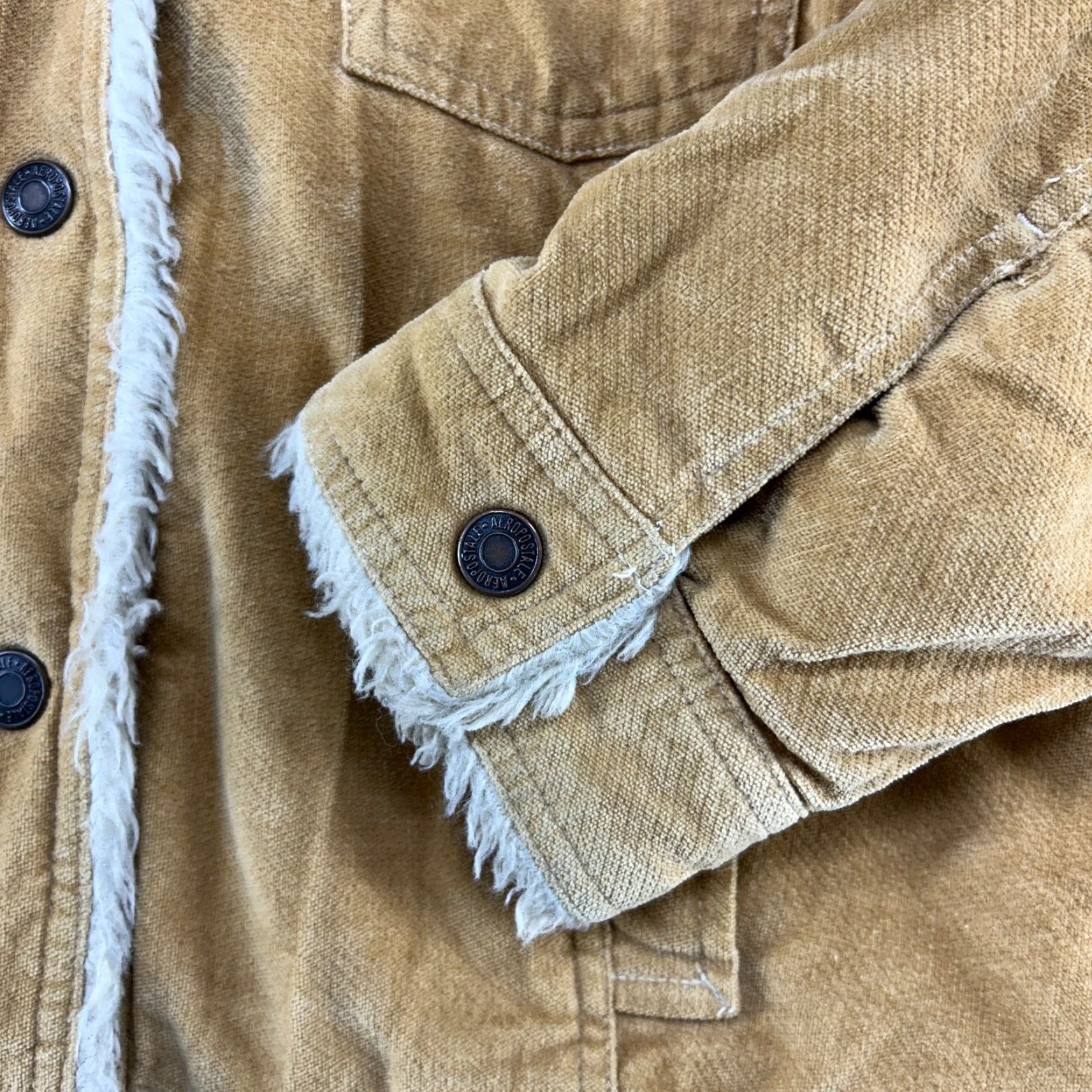 Vintage VINTAGE Aéropostale Jacket Womens L Brown Velour Quilted Trucker Y2K Jacket Coat Mens, Womens, Girls, Boys Size L / US 10 / IT 46 - 3 Thumbnail