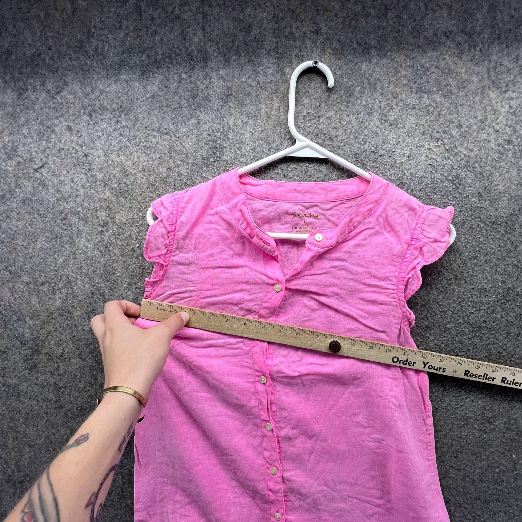 Lilly Pulitzer VINTAGE Lilly Pulitzer Blouse Womens Small Pink Ruffle Flutter Sleeve Button Front Top Size S / US 4 / IT 40 - 3 Thumbnail