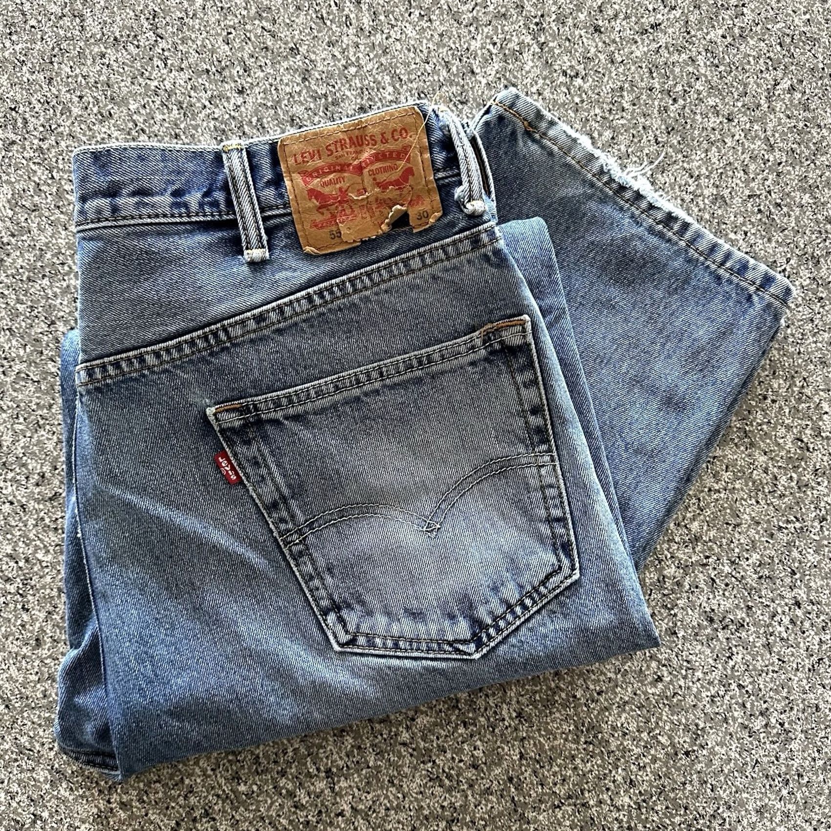 Levi's Levi's 550 Jeans Mens 40x30 Relaxed Fit Denim Blue Medium Wash Jeans Mens 40 IN Blue Levi's 550 Modern Fit 5-Pocket Men's Jeans Size US 40 / EU 56 - 2 Thumbnail