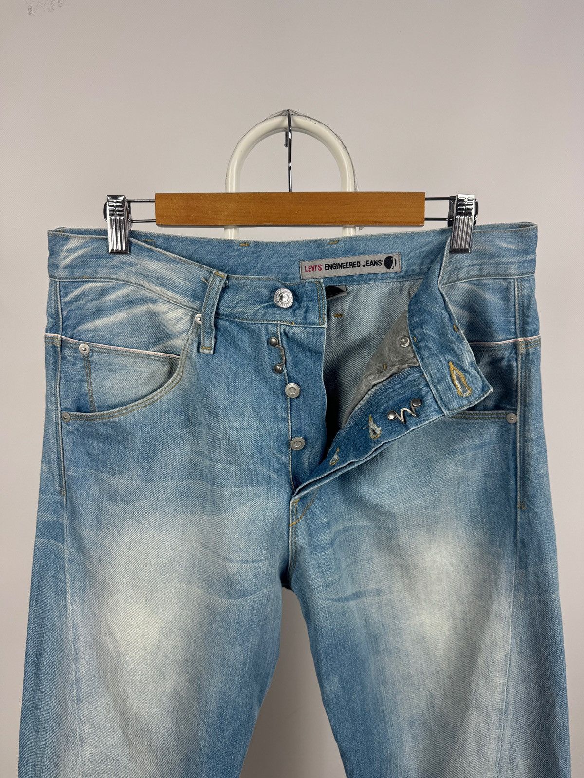 Levi's Vintage Levis Engineered Twisted Seams Buckle Back Tag Denim Size US 32 / EU 48 - 21 Thumbnail