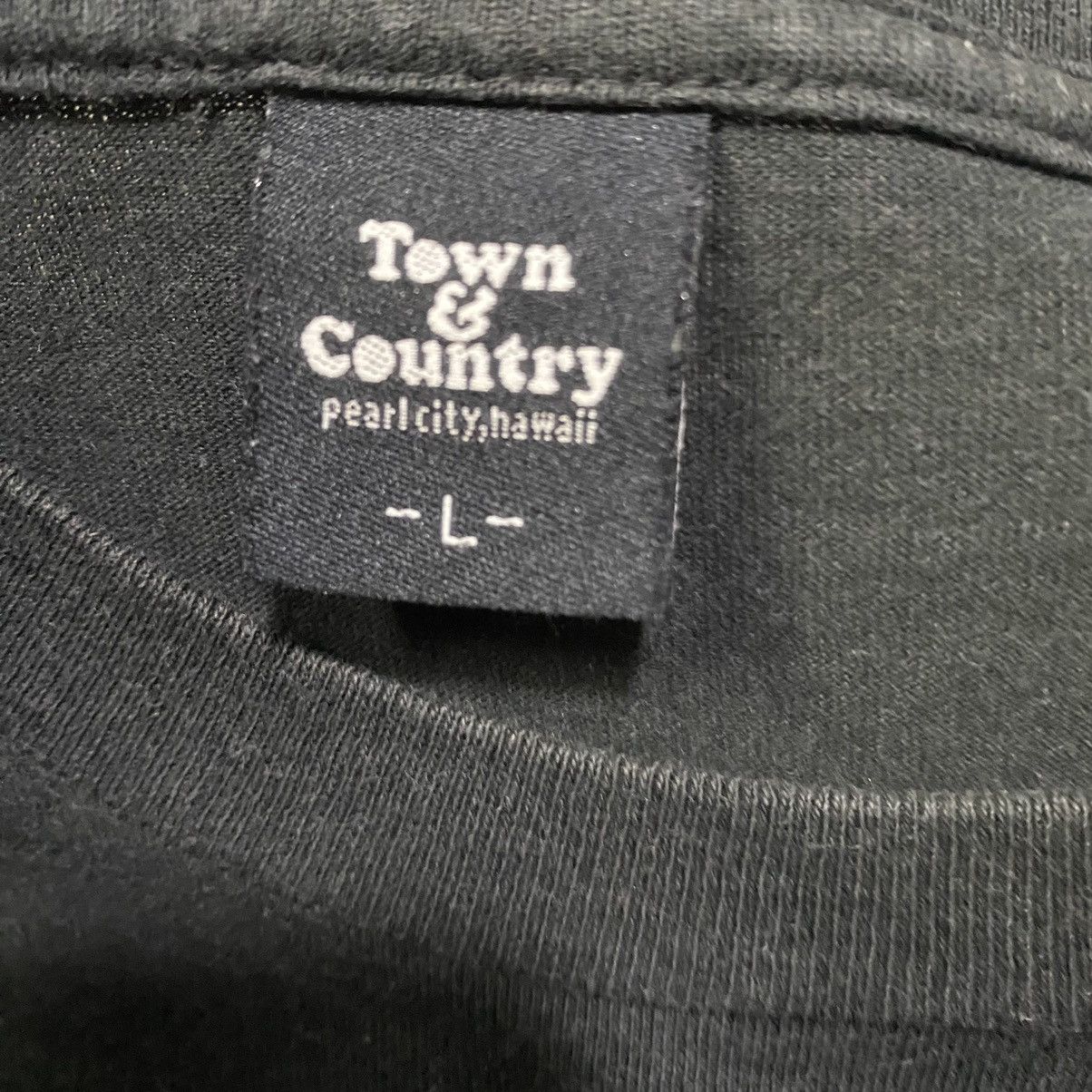 Vintage Town & Country Surfin T-shirt Size US L / EU 52-54 / 3 - 9 Thumbnail