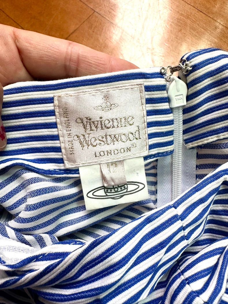 Vivienne Westwood Vivienne Westwood size12 one-piece Size M / US 6-8 / IT 42-44 - 3 Thumbnail