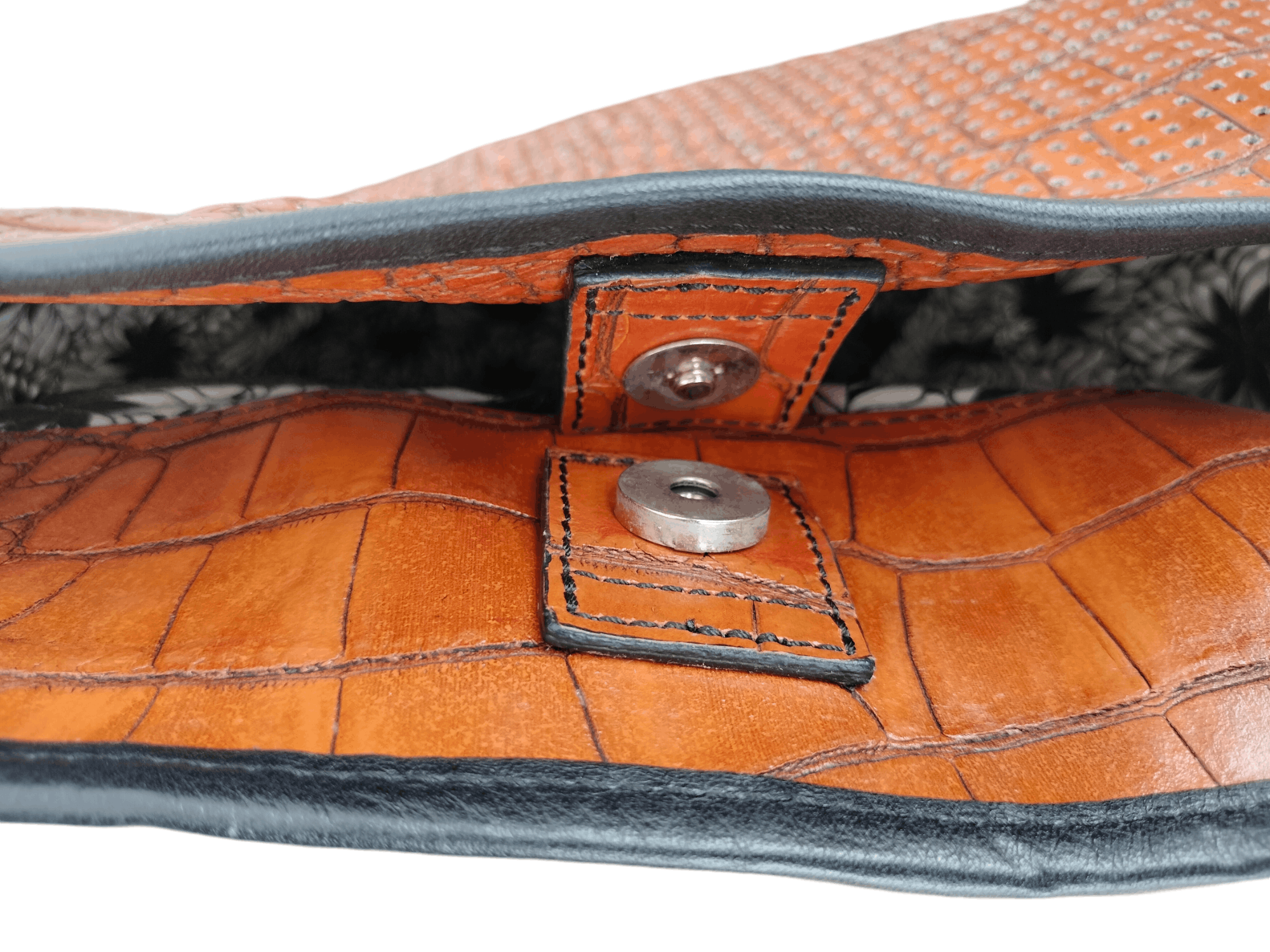 Japanese Brand authentic KITAMURA 2 MILANO alligator leather Size ONE SIZE - 5 Thumbnail
