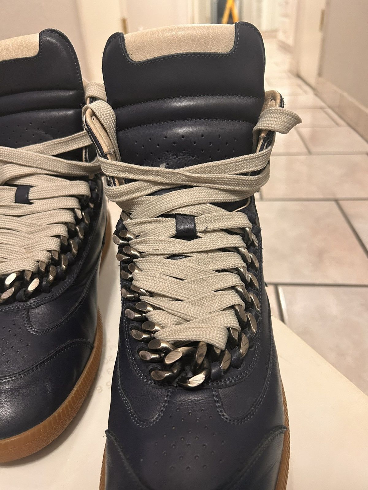 Maison Margiela Margiela Blue High-Top GAT with Cuban Link chain S57WS0091 Size US 12.5 / EU 45-46 - 5 Thumbnail