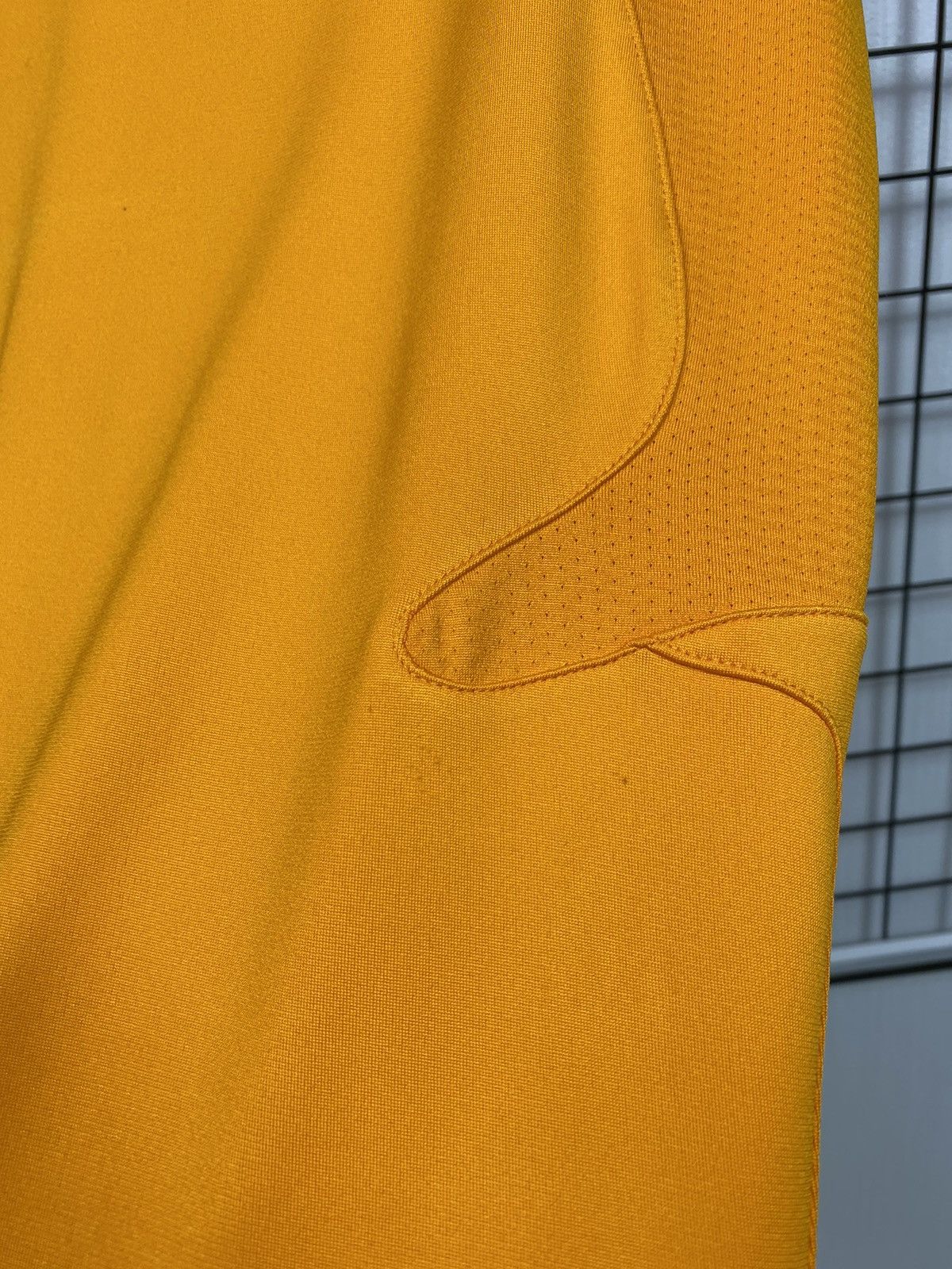 Nike Nike Mercurial vintage Tank top orange M size training Size US M / EU 48-50 / 2 - 21 Thumbnail