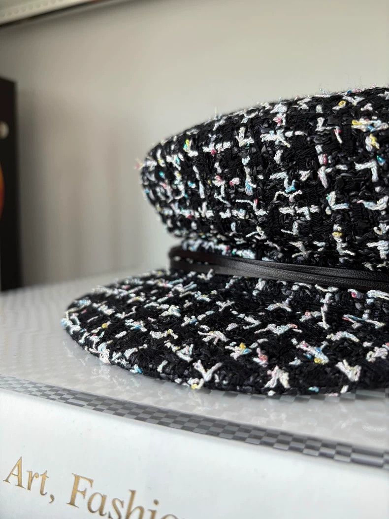 Chanel Chanel SizeS Black and white tweed plaid newspaper children Size ONE SIZE - 4 Thumbnail