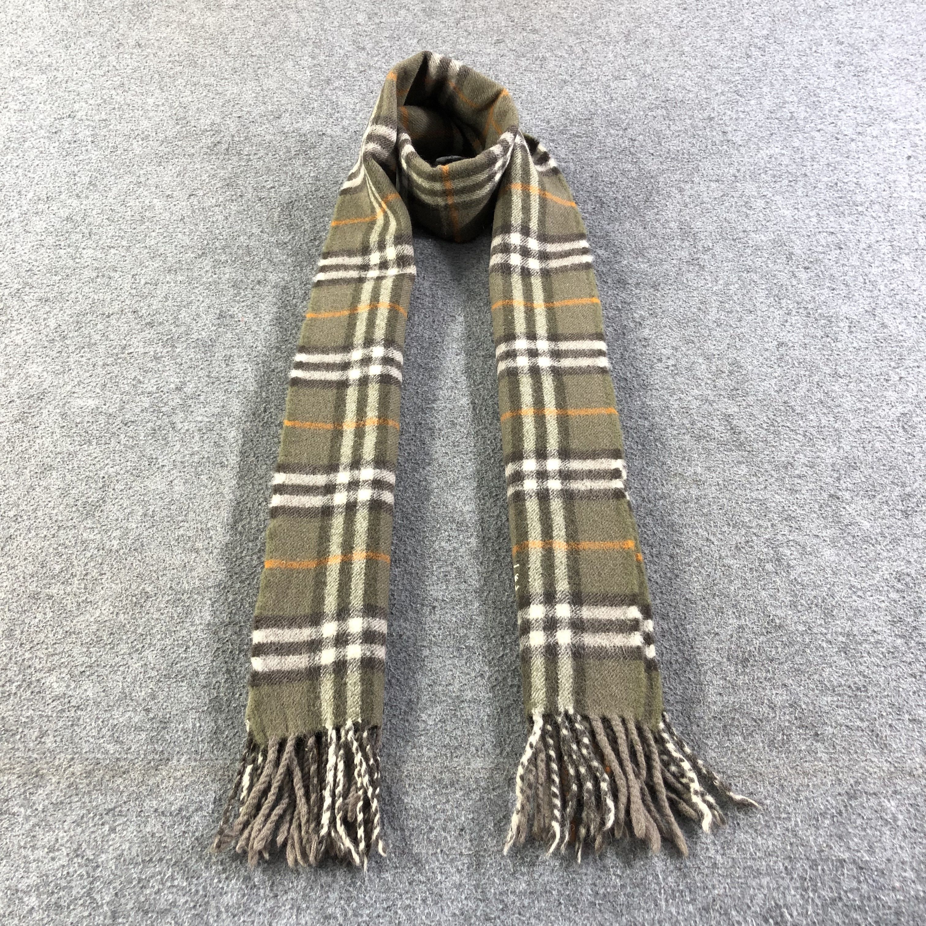 Burberry Burberrys Nova Check Wool Scarf Muffler V1220 Size ONE SIZE - 1 Thumbnail