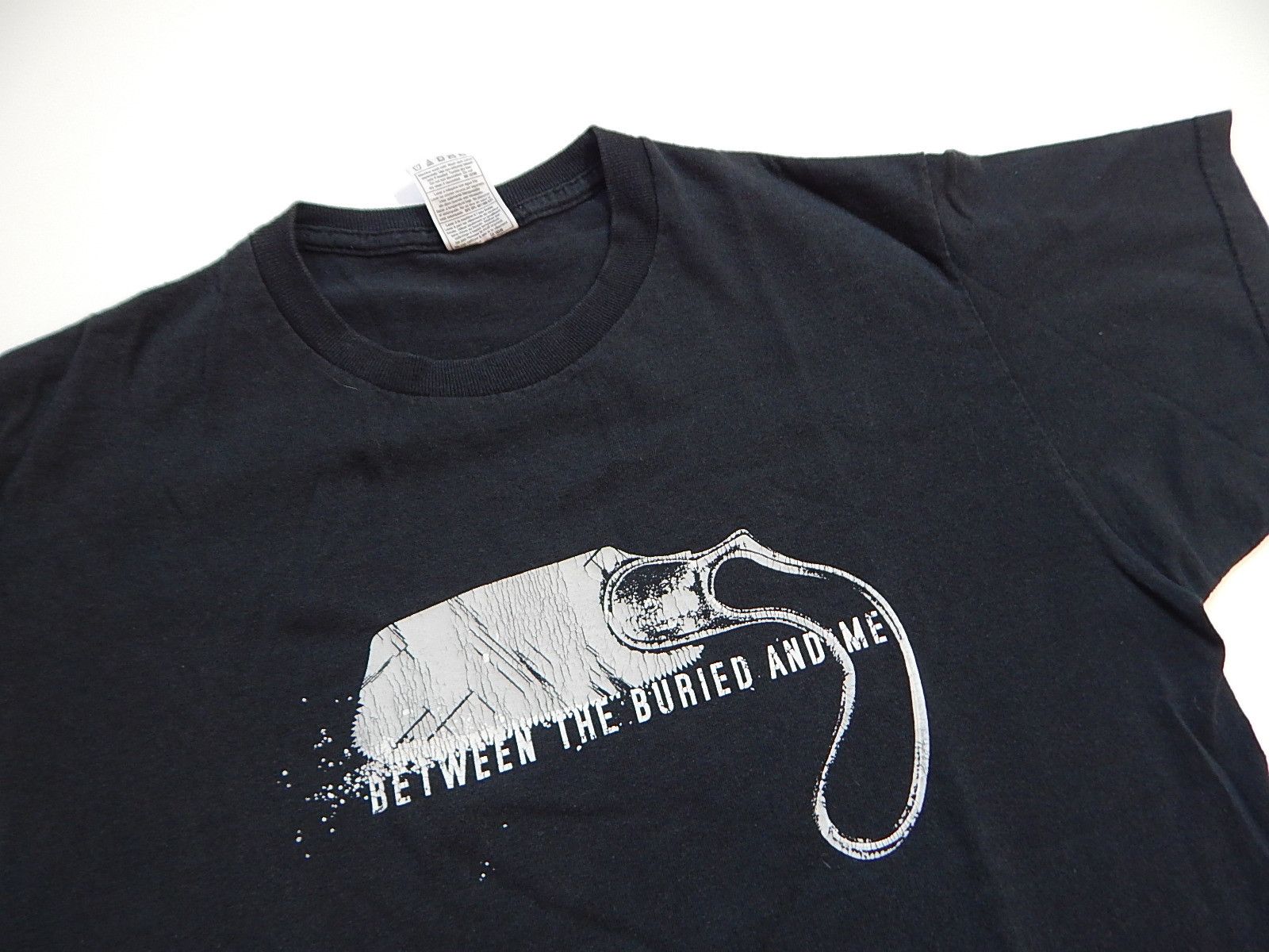 Band Tees vintage between the buried and me metal rock band tee Size US M / EU 48-50 / 2 - 2 Thumbnail