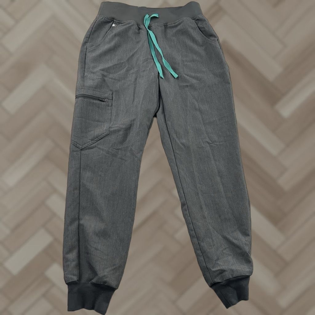 Vintage FIGS Zamora Jogger Scrub Pants Women's Small Gray Scrub Pants Jogger FIGS Technical Collection Zamora Women's Small Gray Size 28" / US 6 / IT 42 - 1 Thumbnail