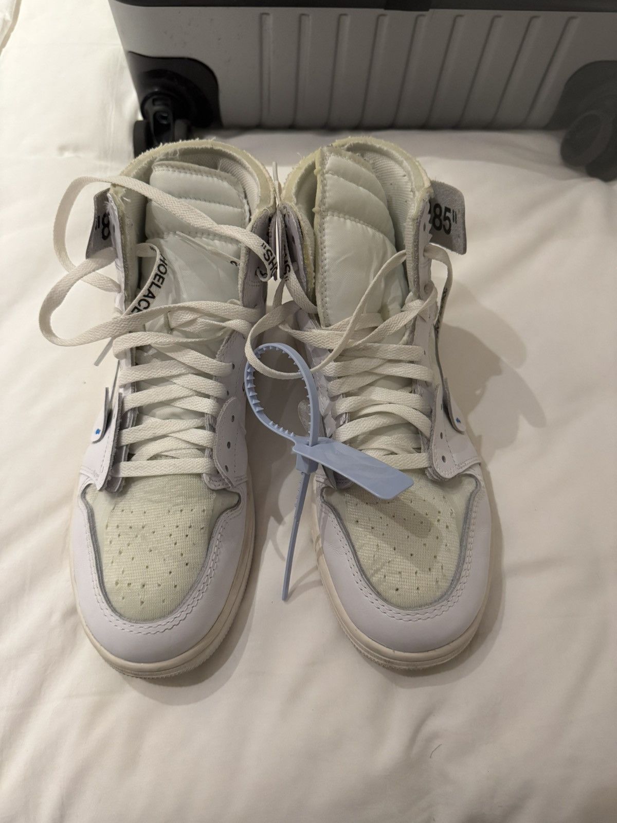 Nike × Off-White Off-White x Air Jordan 1 ‘OG White’ Euro Size US 9.5 / EU 42-43 - 3 Thumbnail
