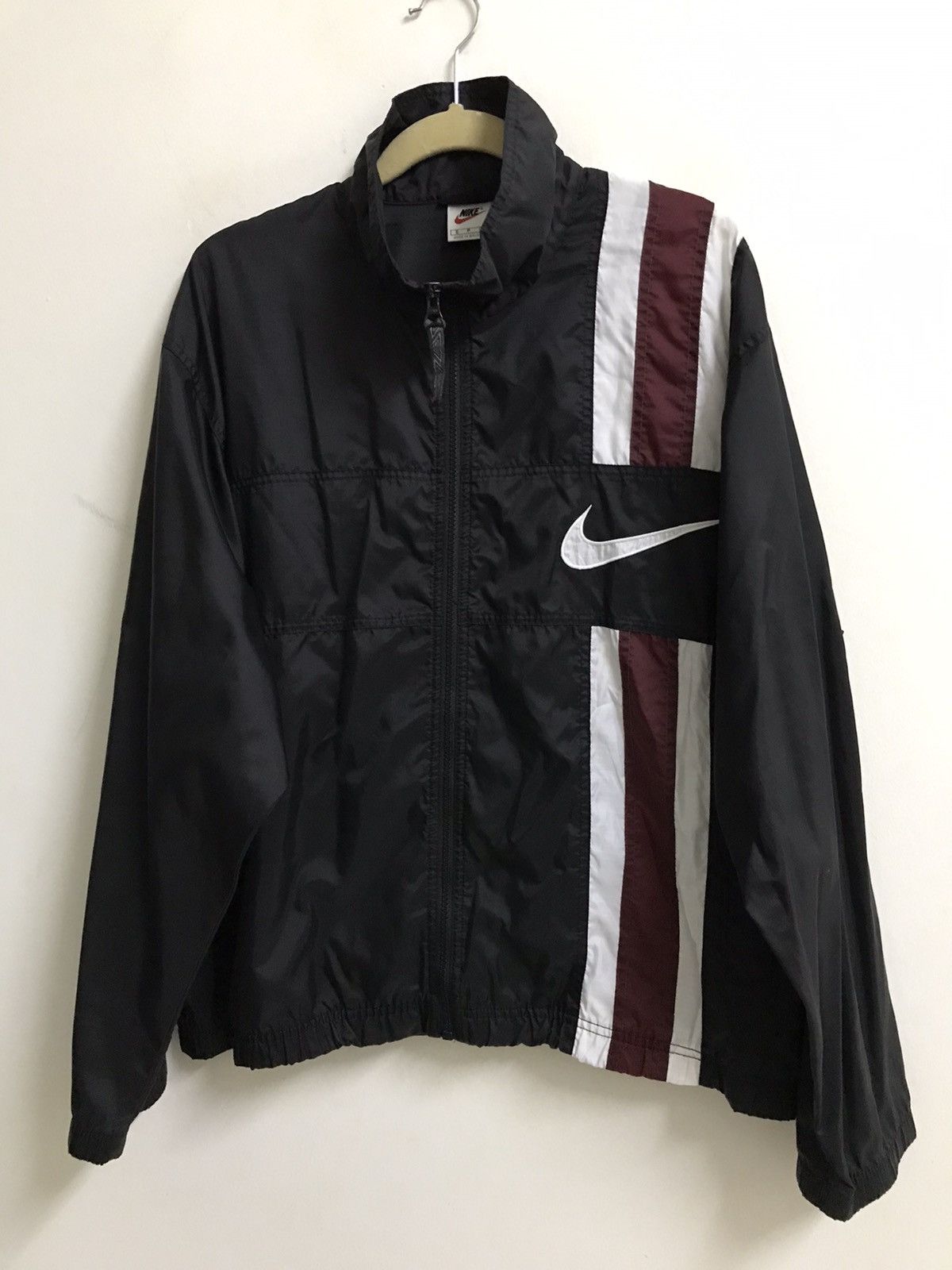 Nike Vintage Big Swoosh Windbreaker Jacket