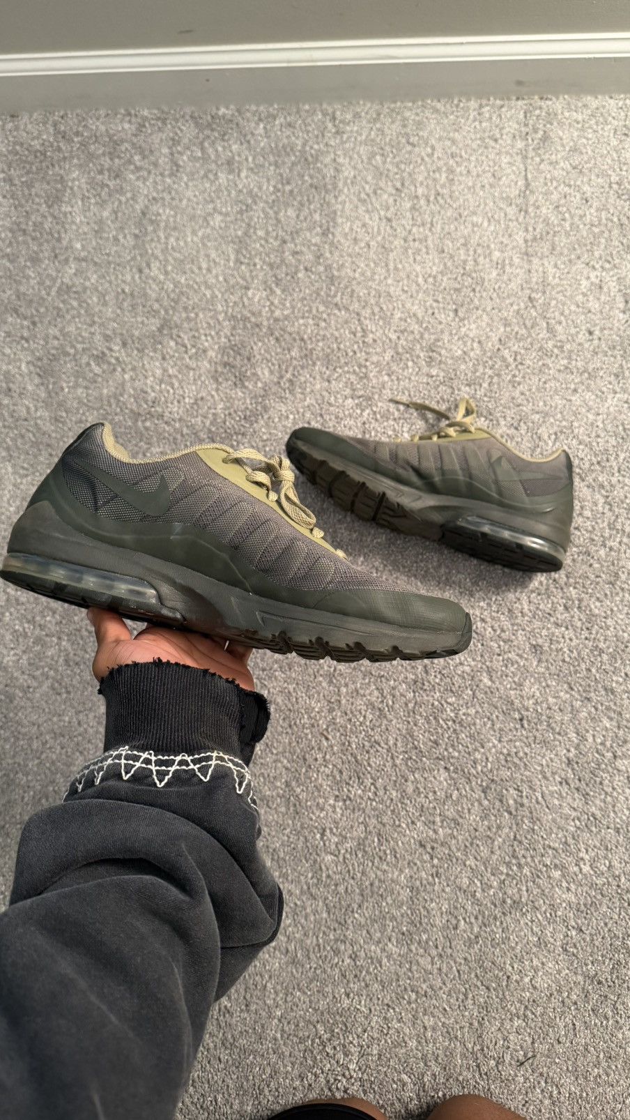 Nike Nike Air Max Olive Green Size US 10.5 / EU 43-44 - 1 Thumbnail