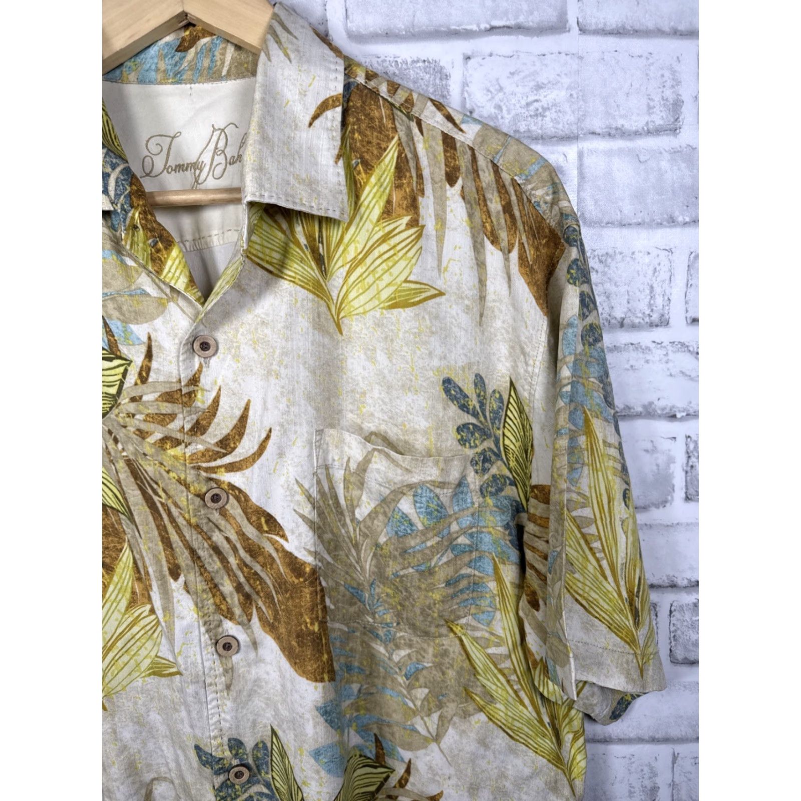 Tommy Bahama Tommy Bahama Shirt Mens L Multicolor Silk Hawiian Size US L / EU 52-54 / 3 - 3 Thumbnail