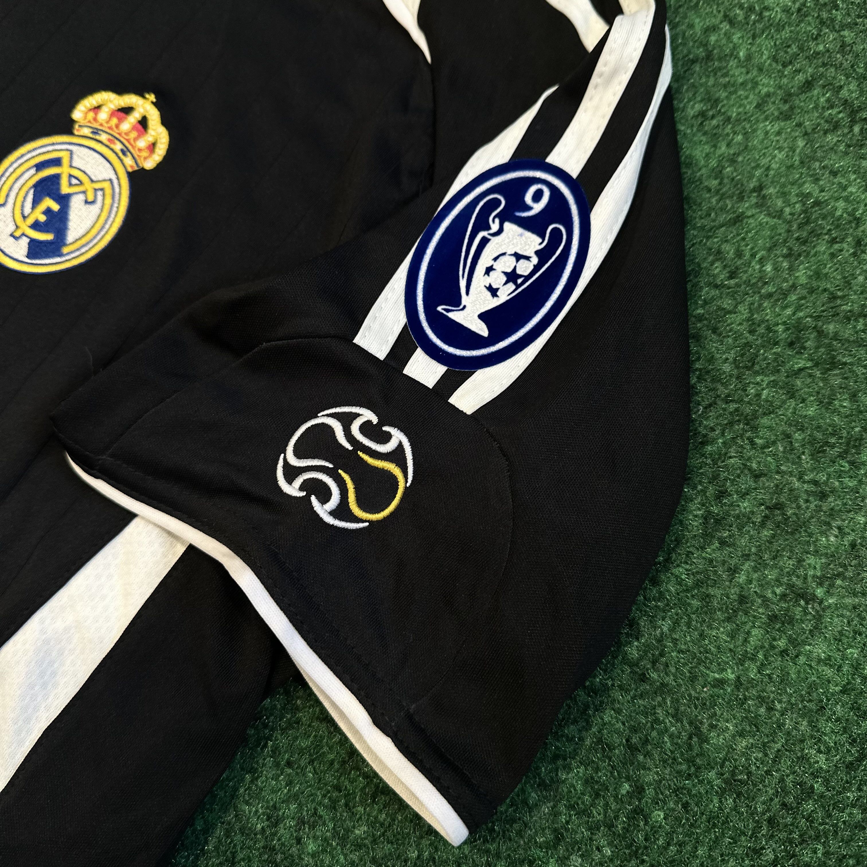 Adidas David Beckham Real Madrid Jersey Size L UCL Patches Size US L / EU 52-54 / 3 - 4 Thumbnail